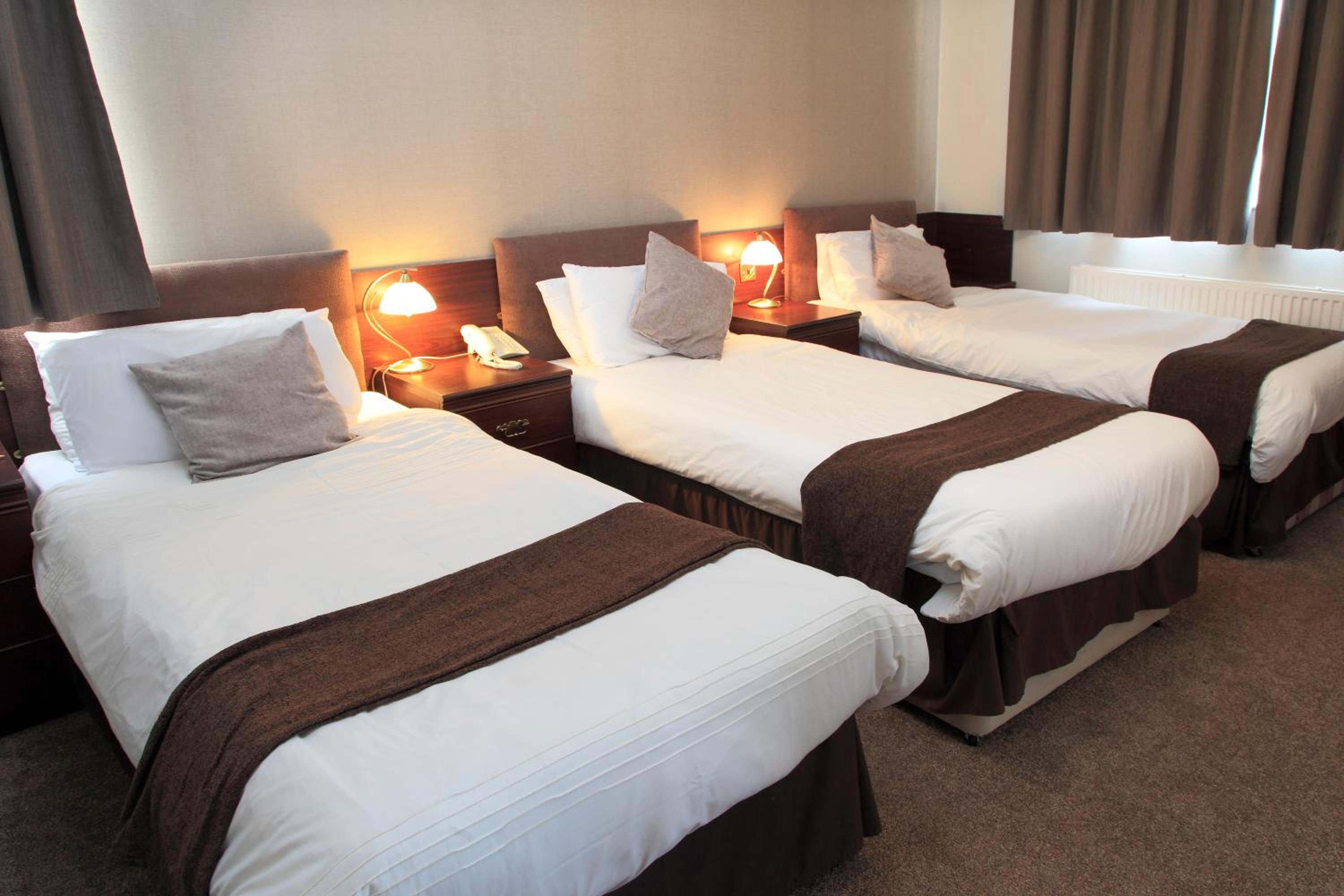 Triple Room - Photo 2