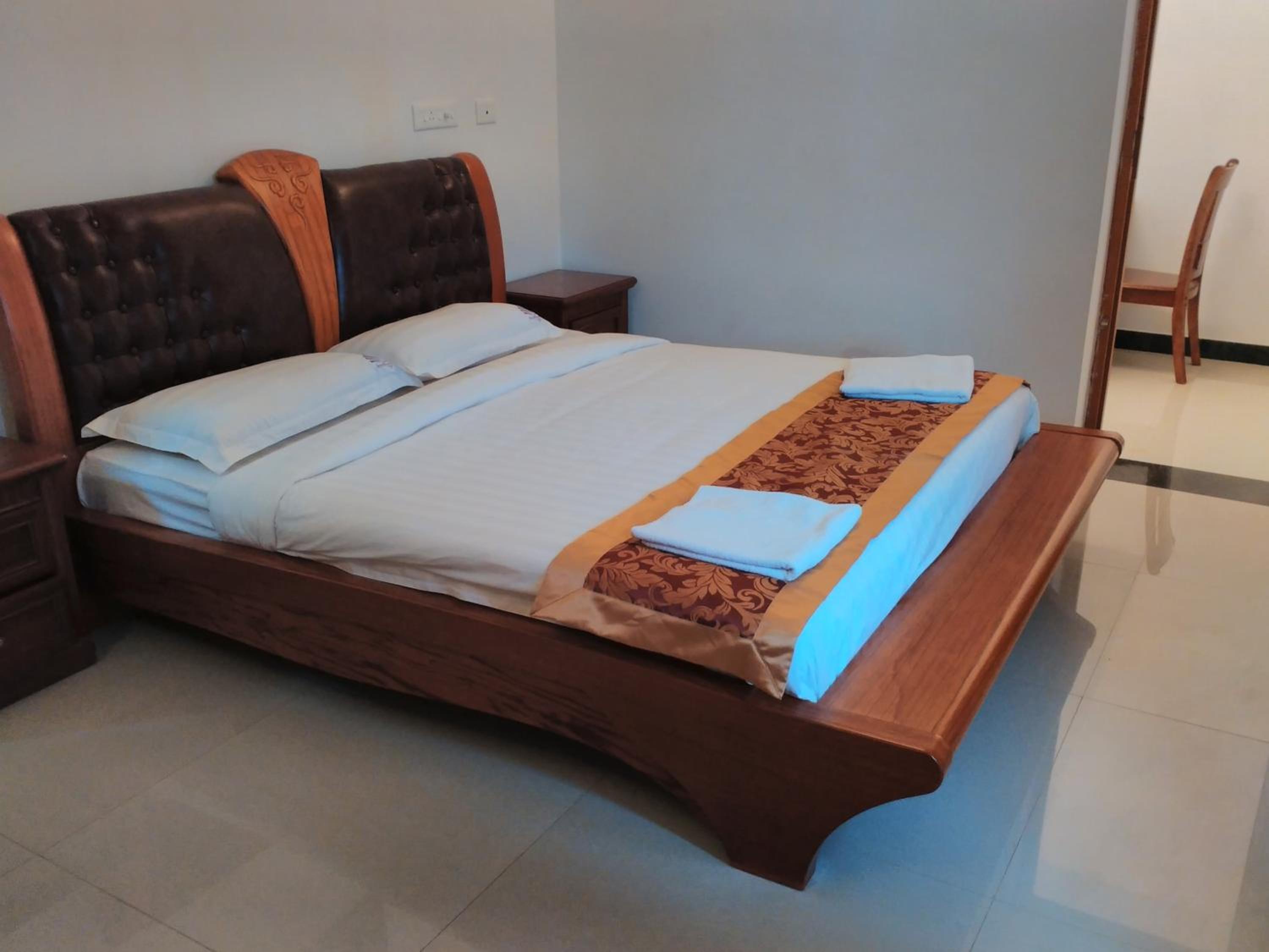 Two-Bedroom Bungalow - Photo 15