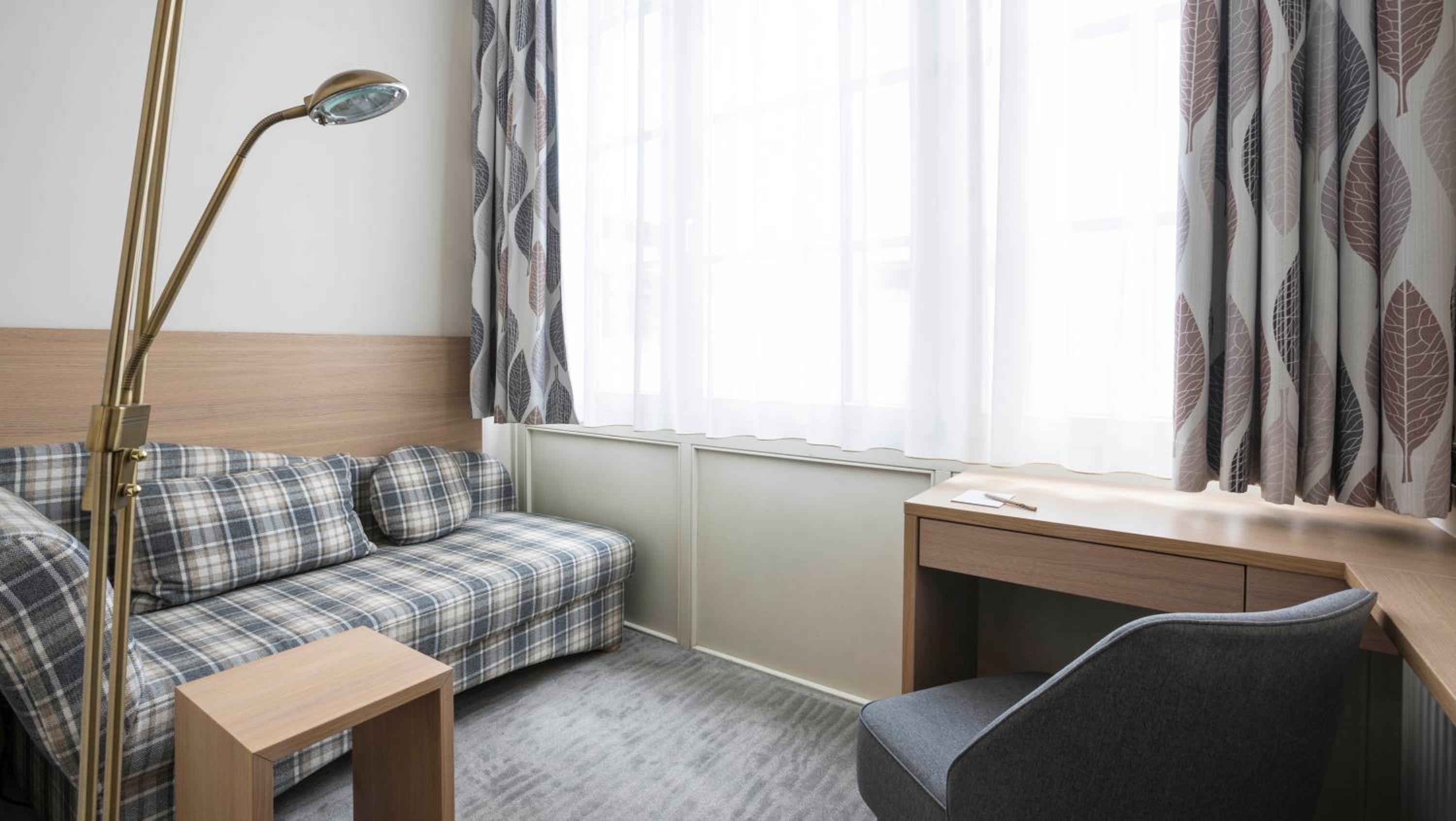 Standard Double Room - Photo 2