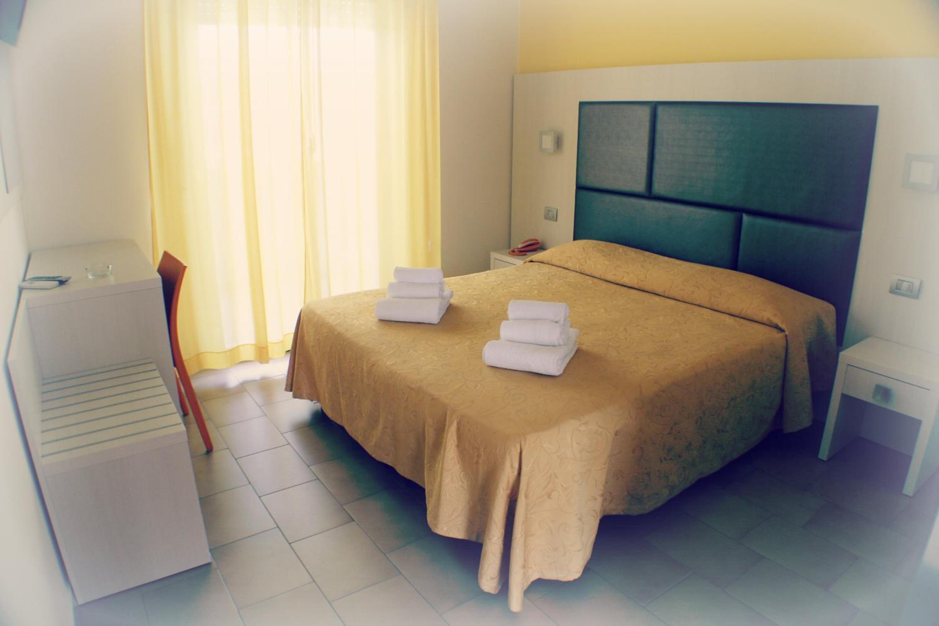 Triple Room with Balcony photo 2
