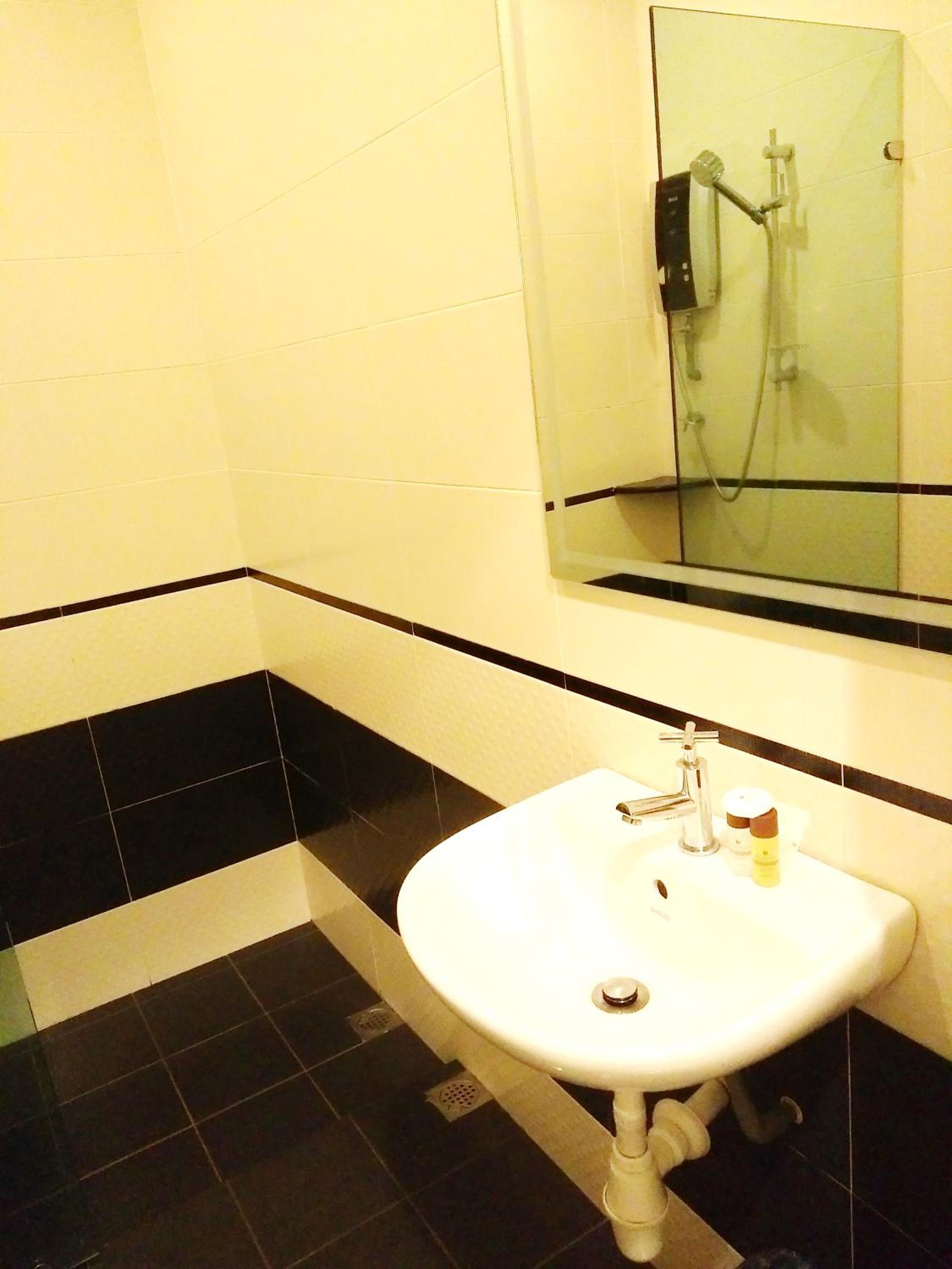 Standard Triple Room photo 2