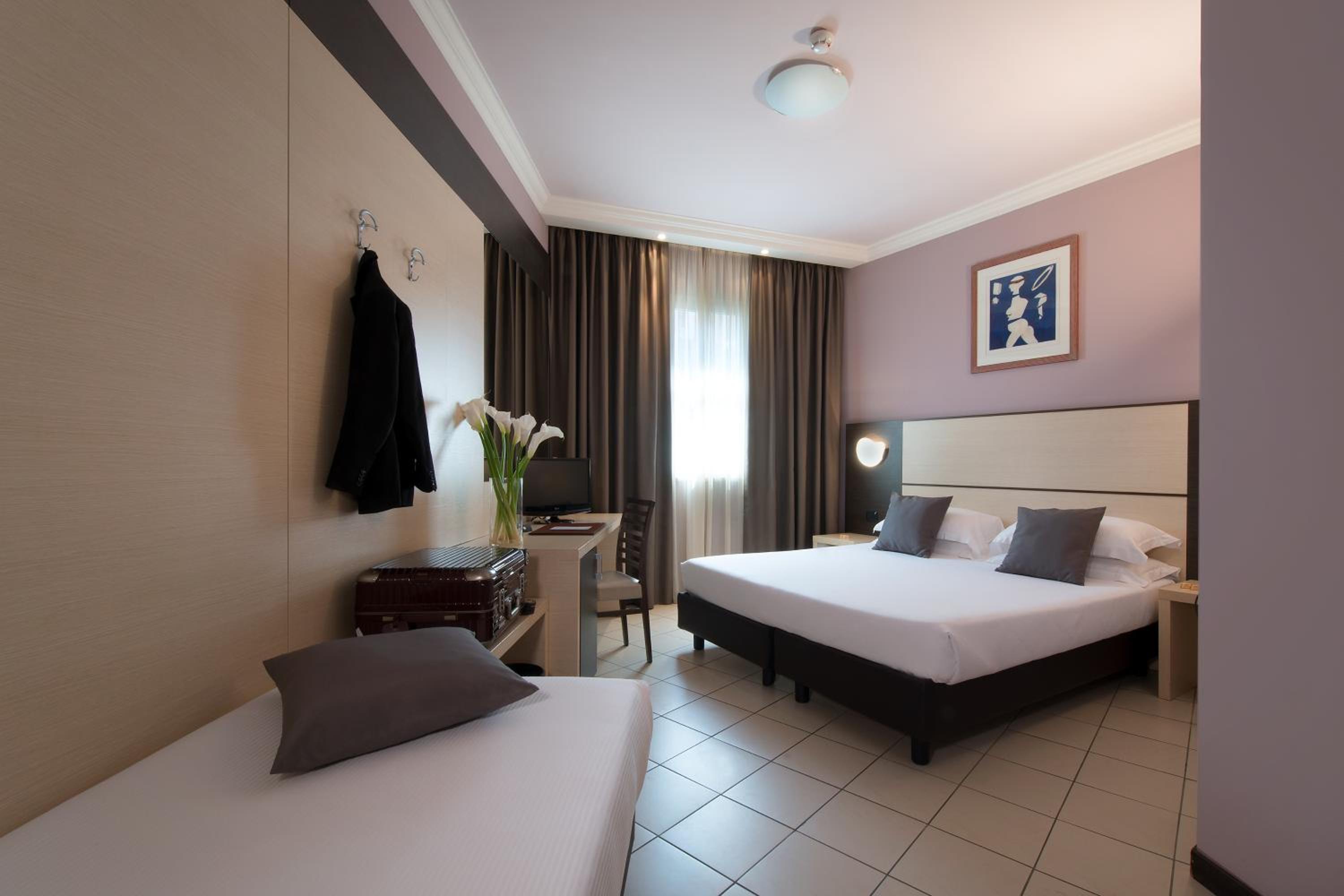 Triple Room - Photo 1