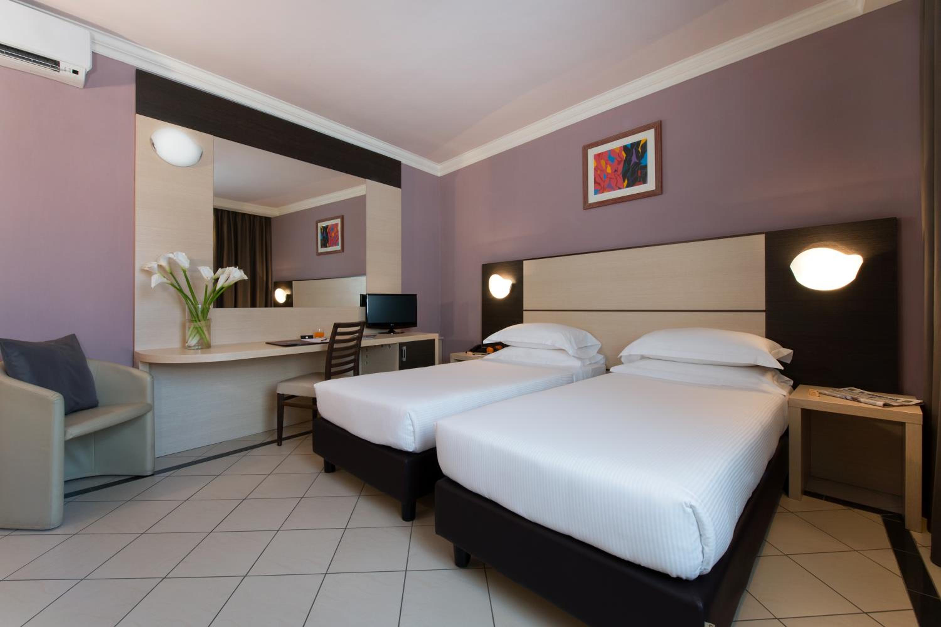 Double or Twin Room - Photo 1