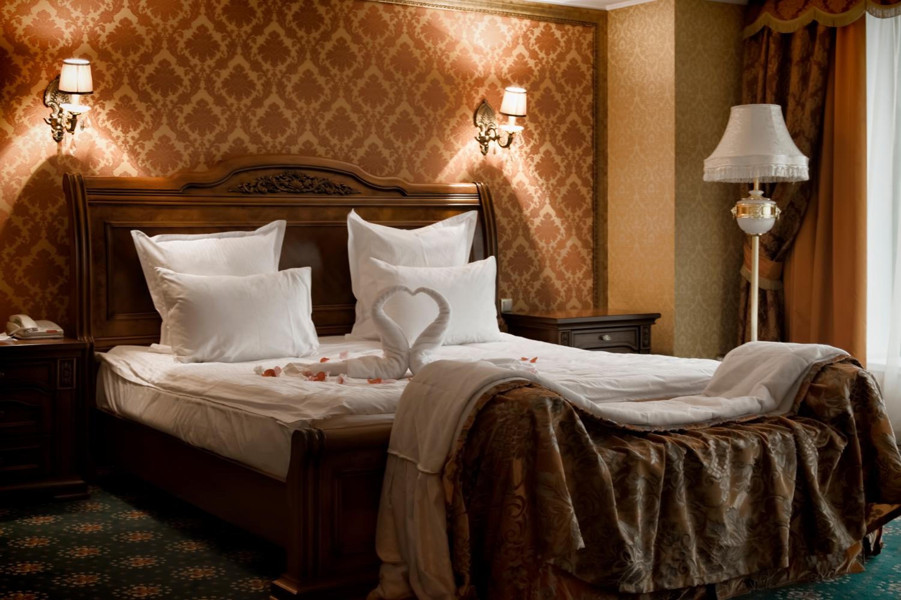 Senior Suite - Photo 15