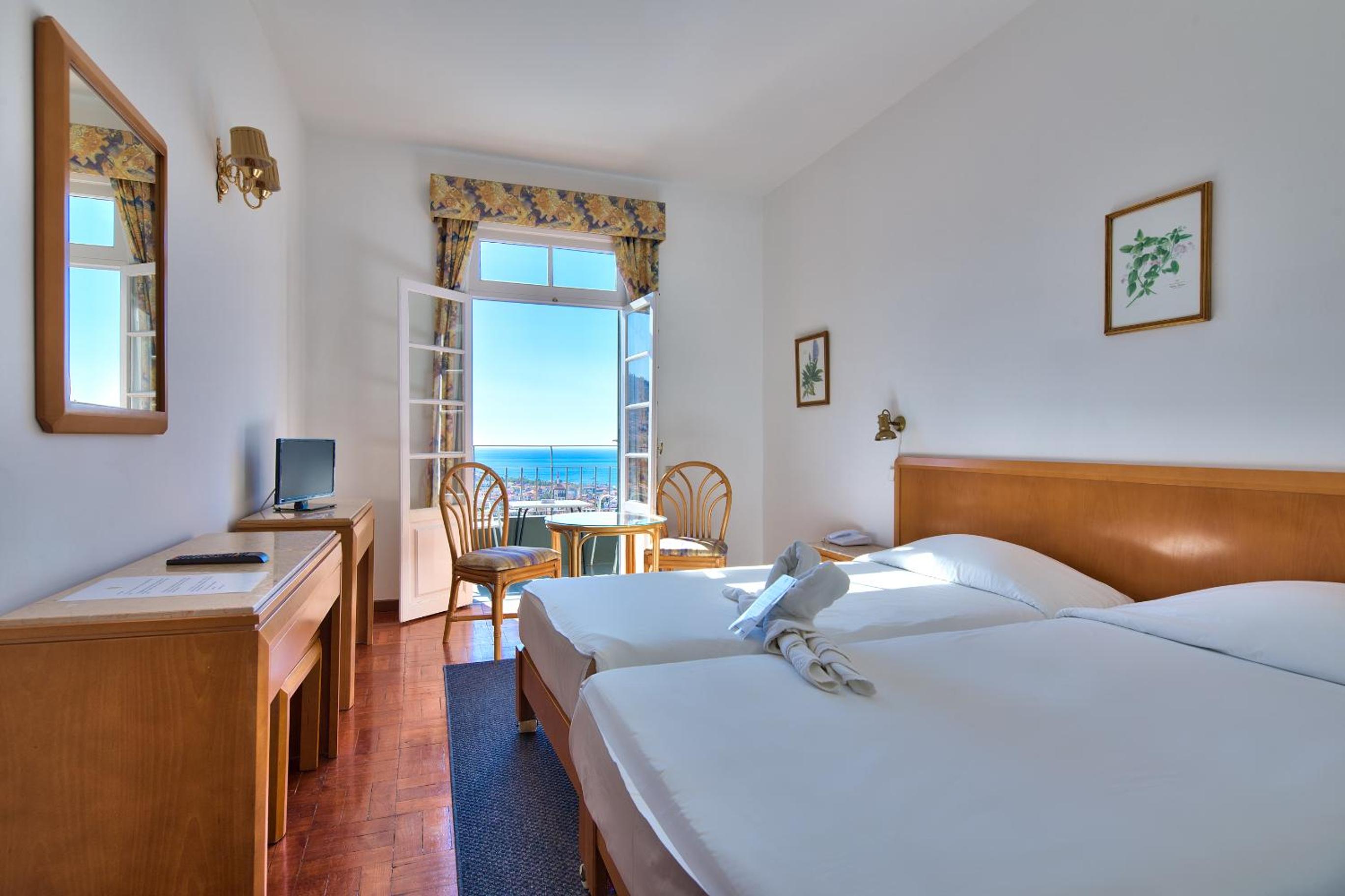 Double Room with Sea View photo 1
