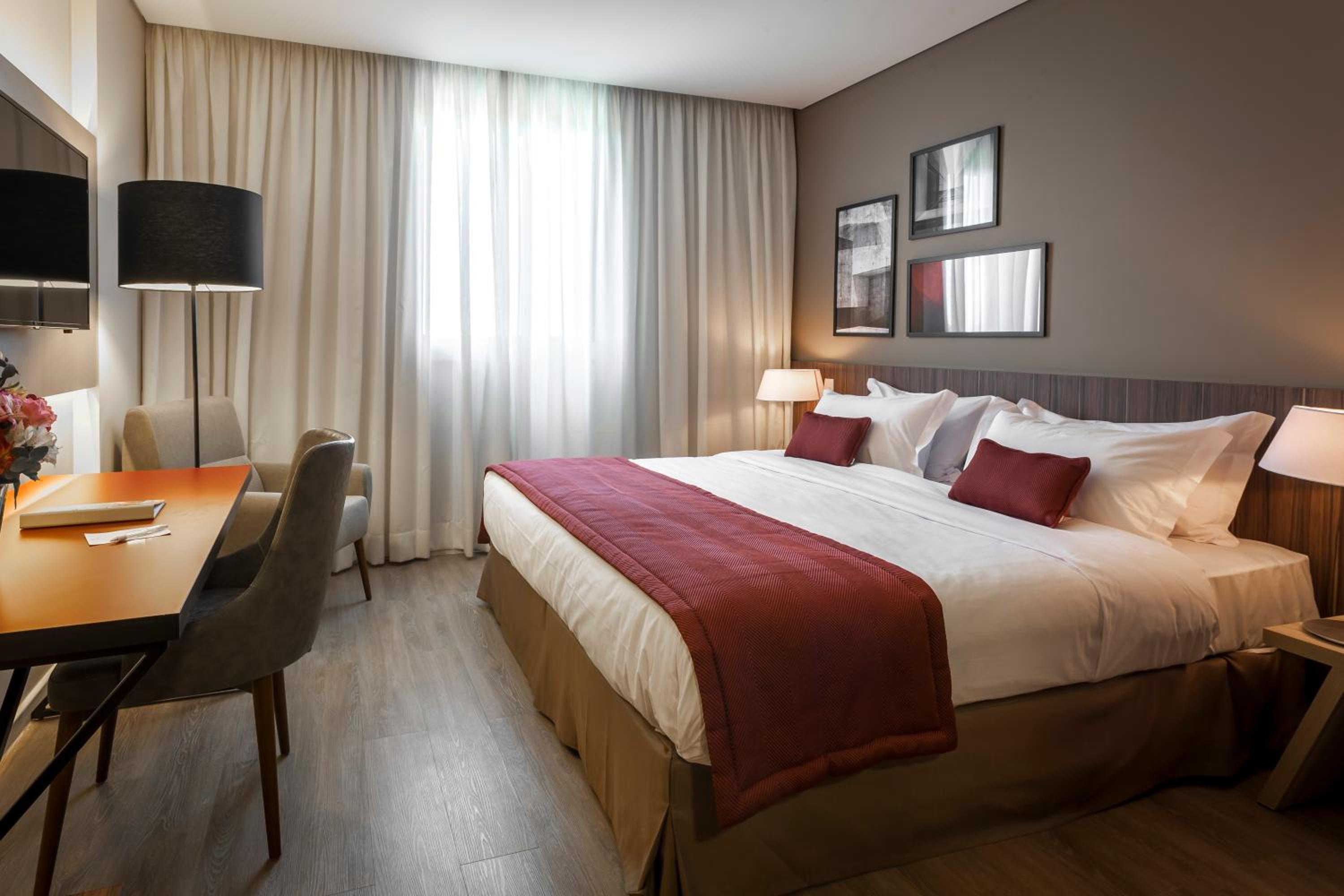 Superior Queen Room photo 1