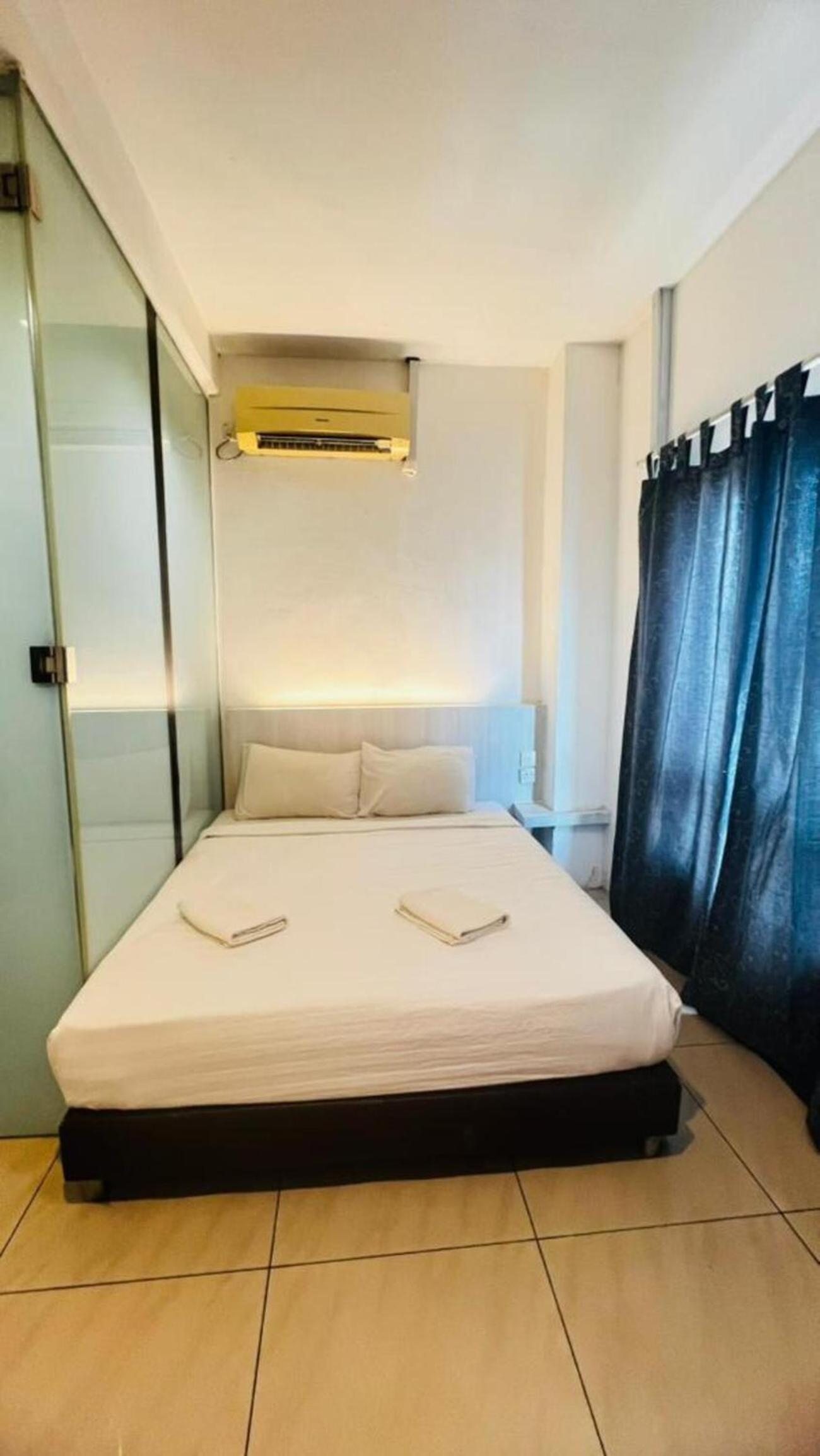 Deluxe Room - Photo 8