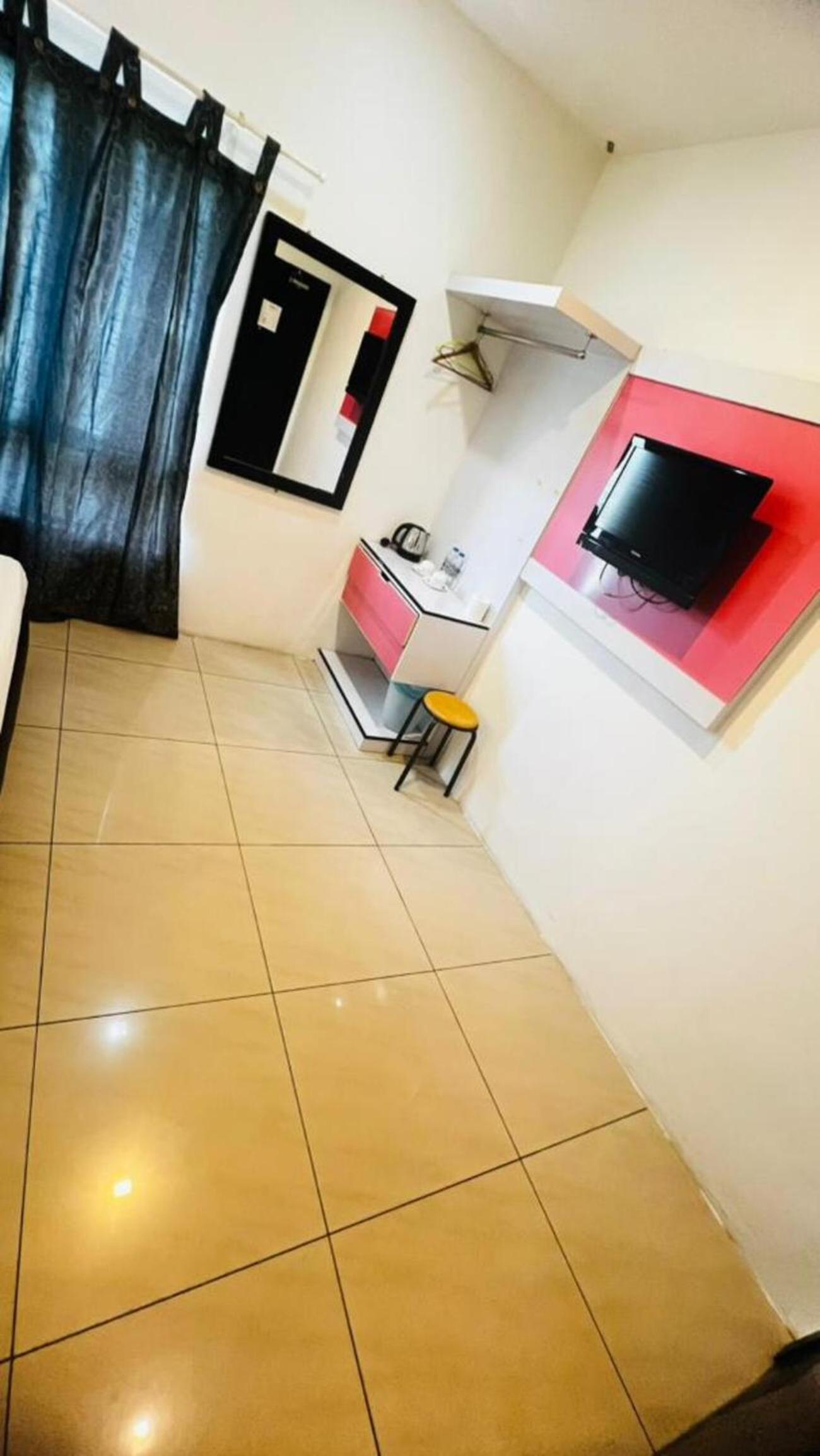 Deluxe Room - Photo 2