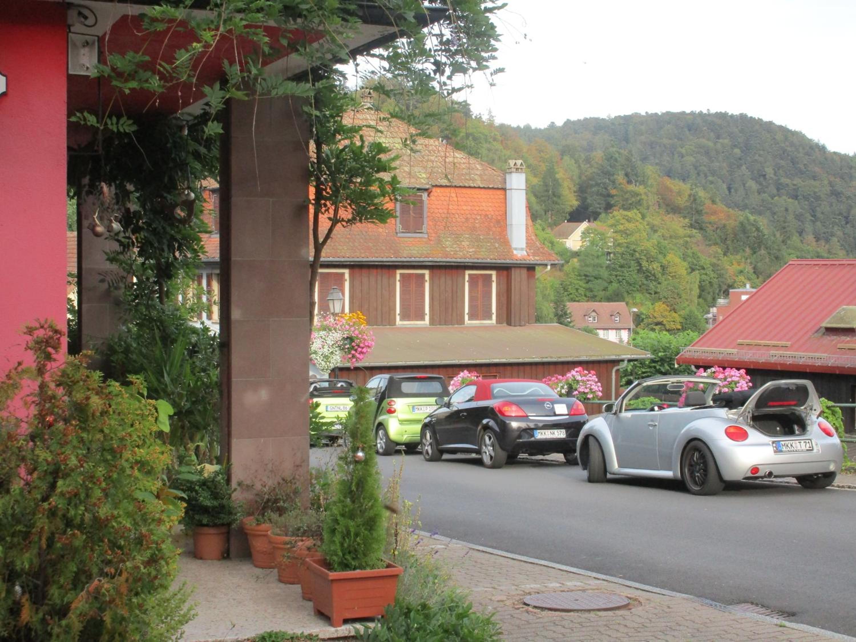 Chalet (6 Adults) photo 3
