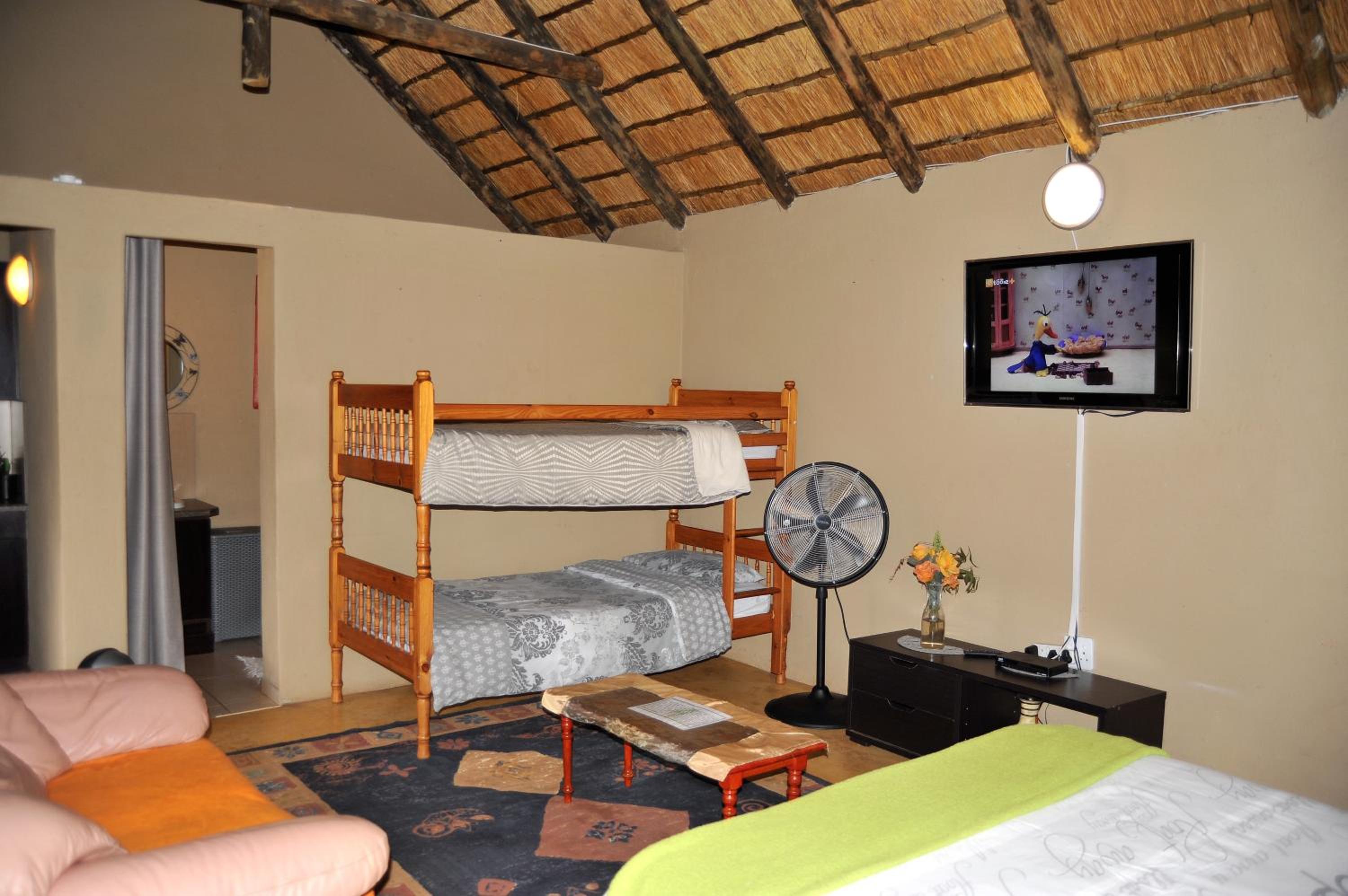 Double Room with Private Bathroom photo 3
