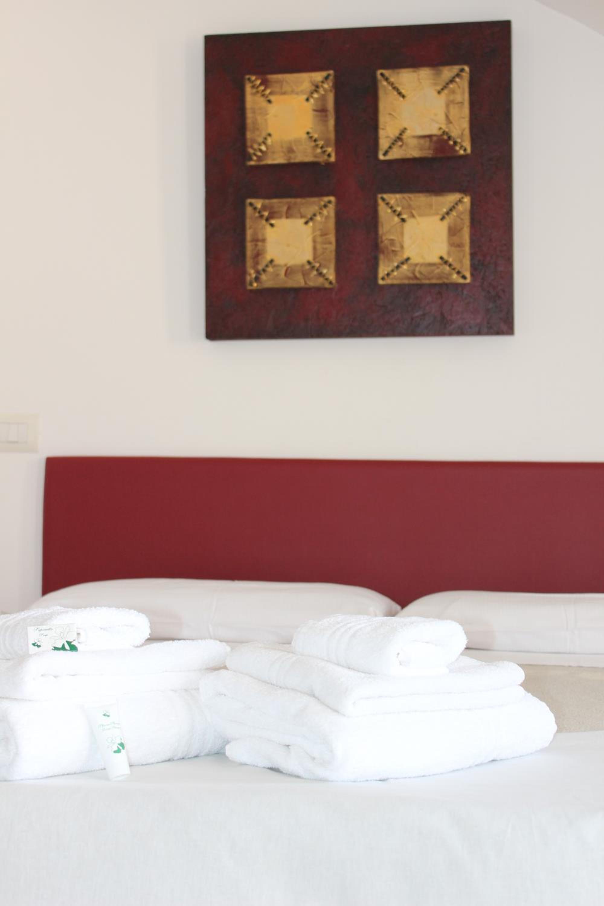 Studio Apartment photo 3