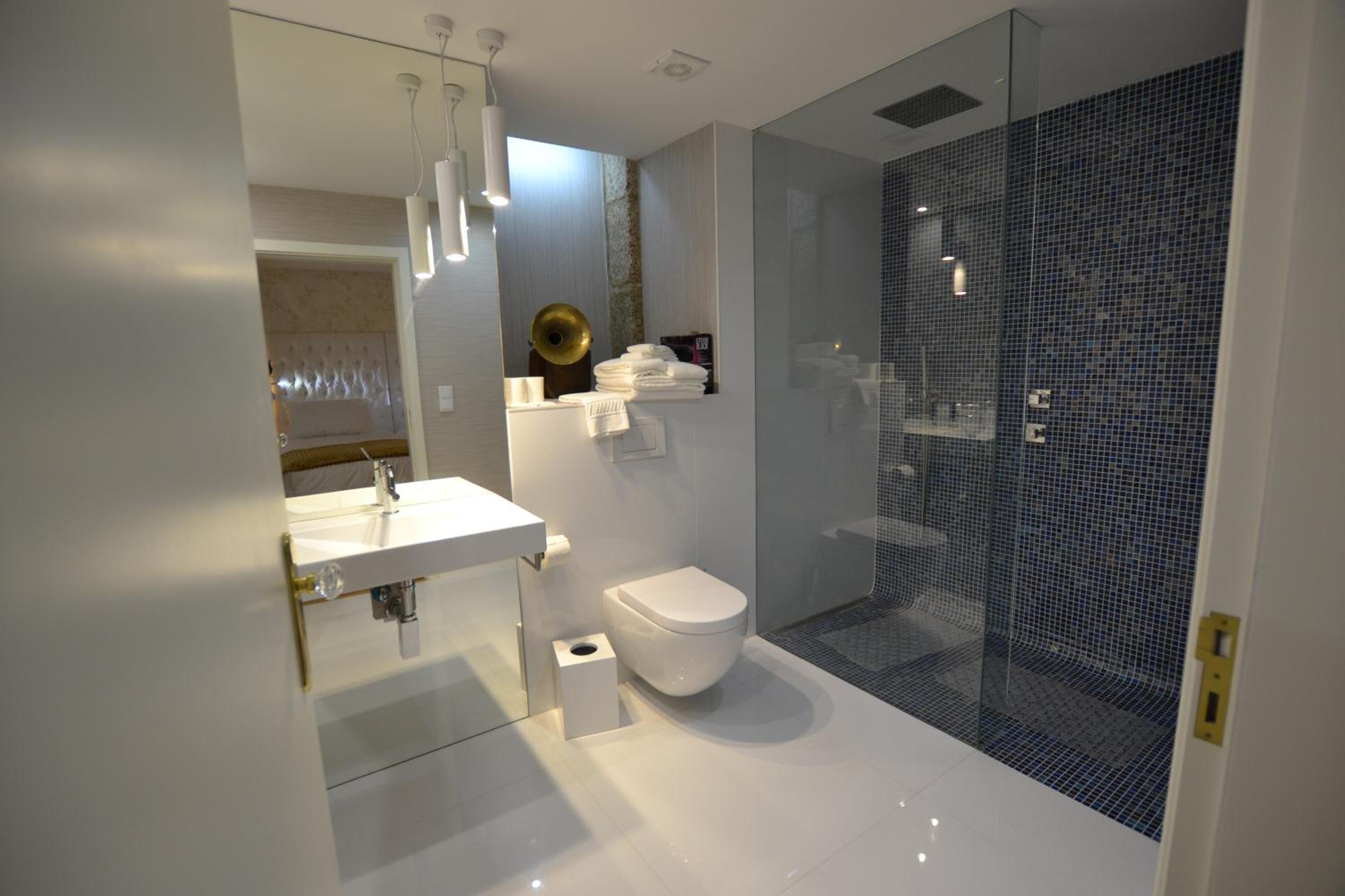 Superior Double or Twin Room - Photo 6