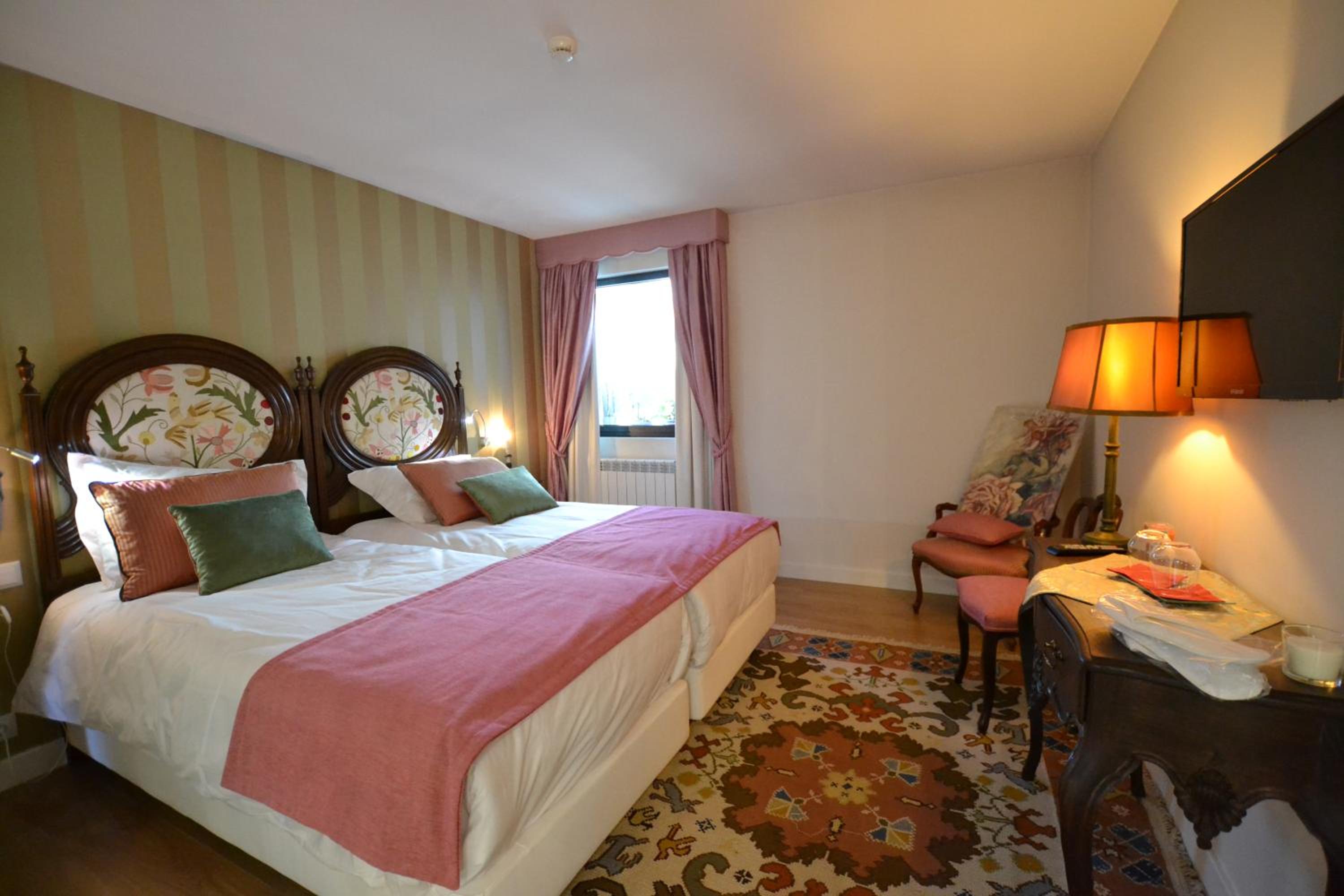 Superior Double or Twin Room - Photo 1