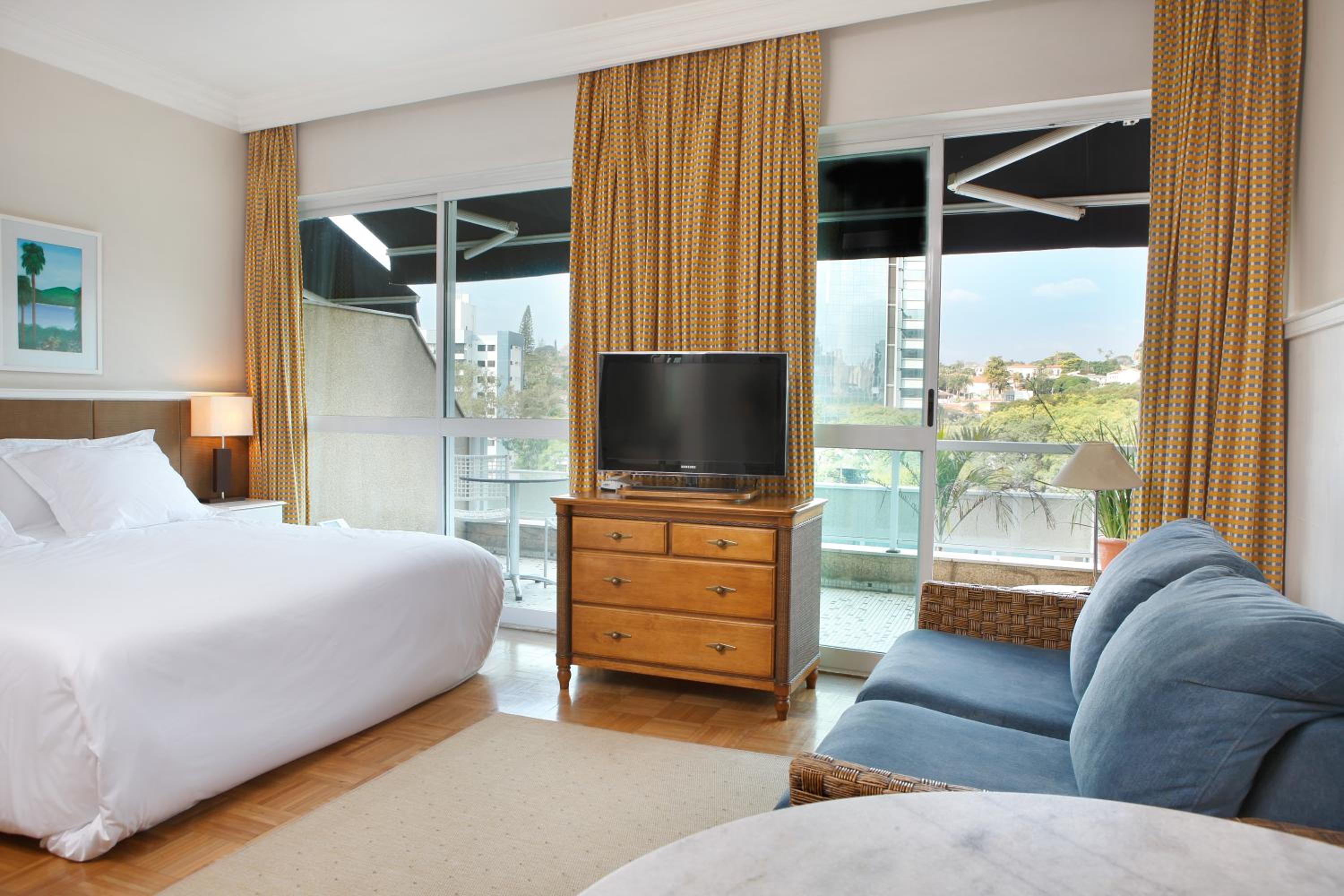Suite with Balcony