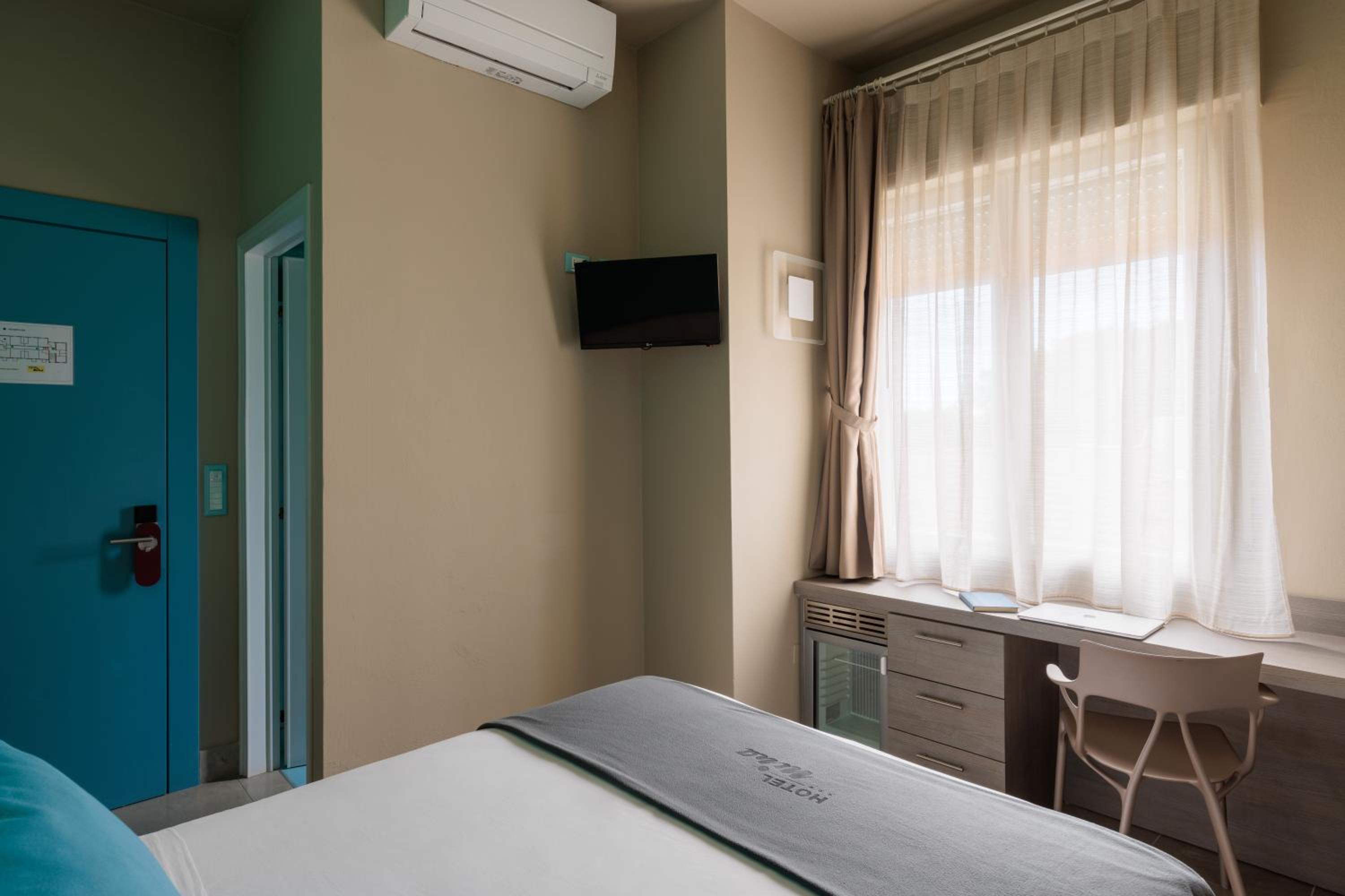 Economy Double Room photo 3