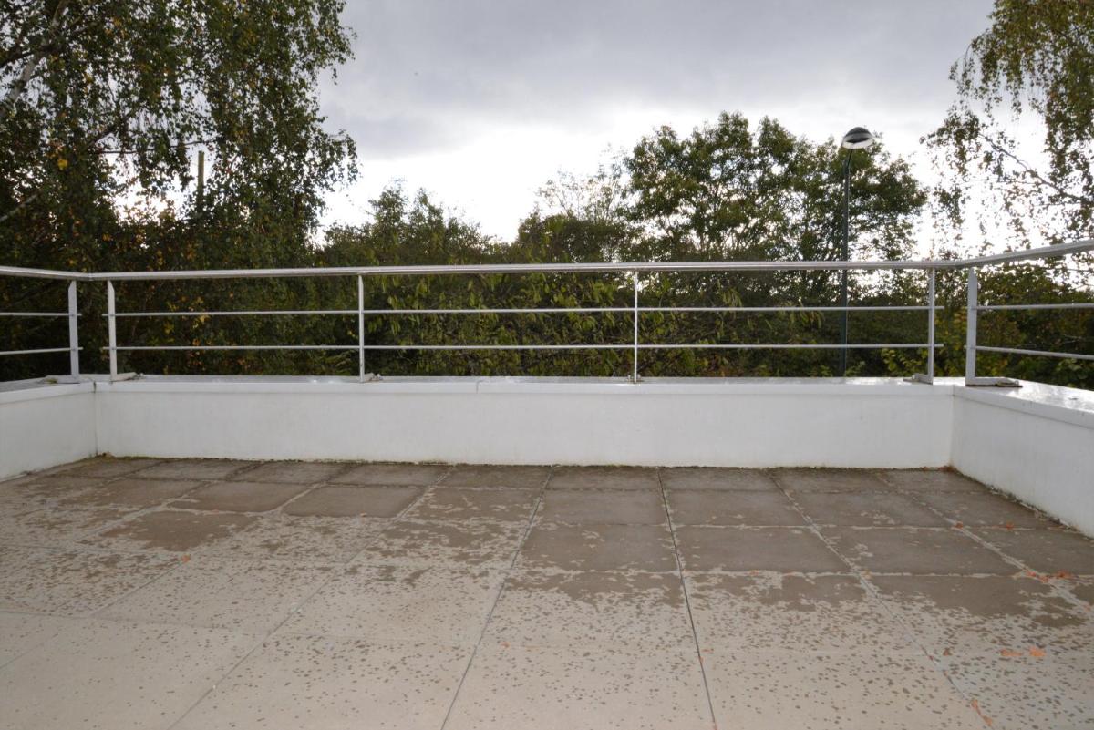 Apartment with Terrace photo 3