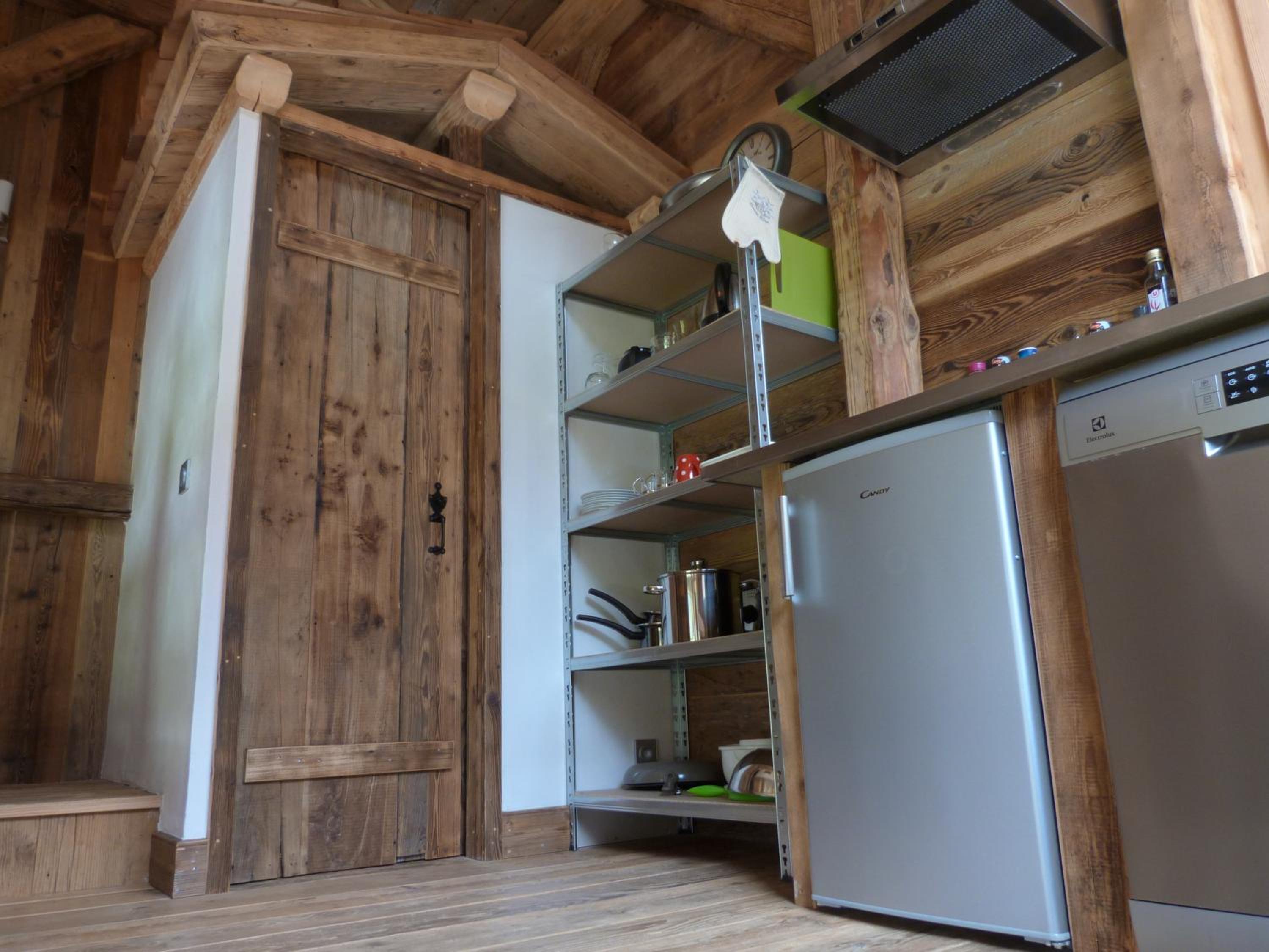 One-Bedroom Chalet - Photo 9