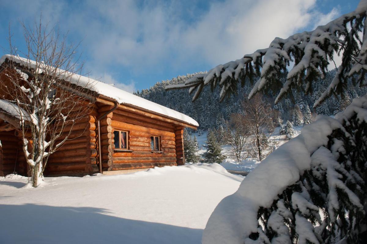 Three-Bedroom Chalet (6 People)  photo 2