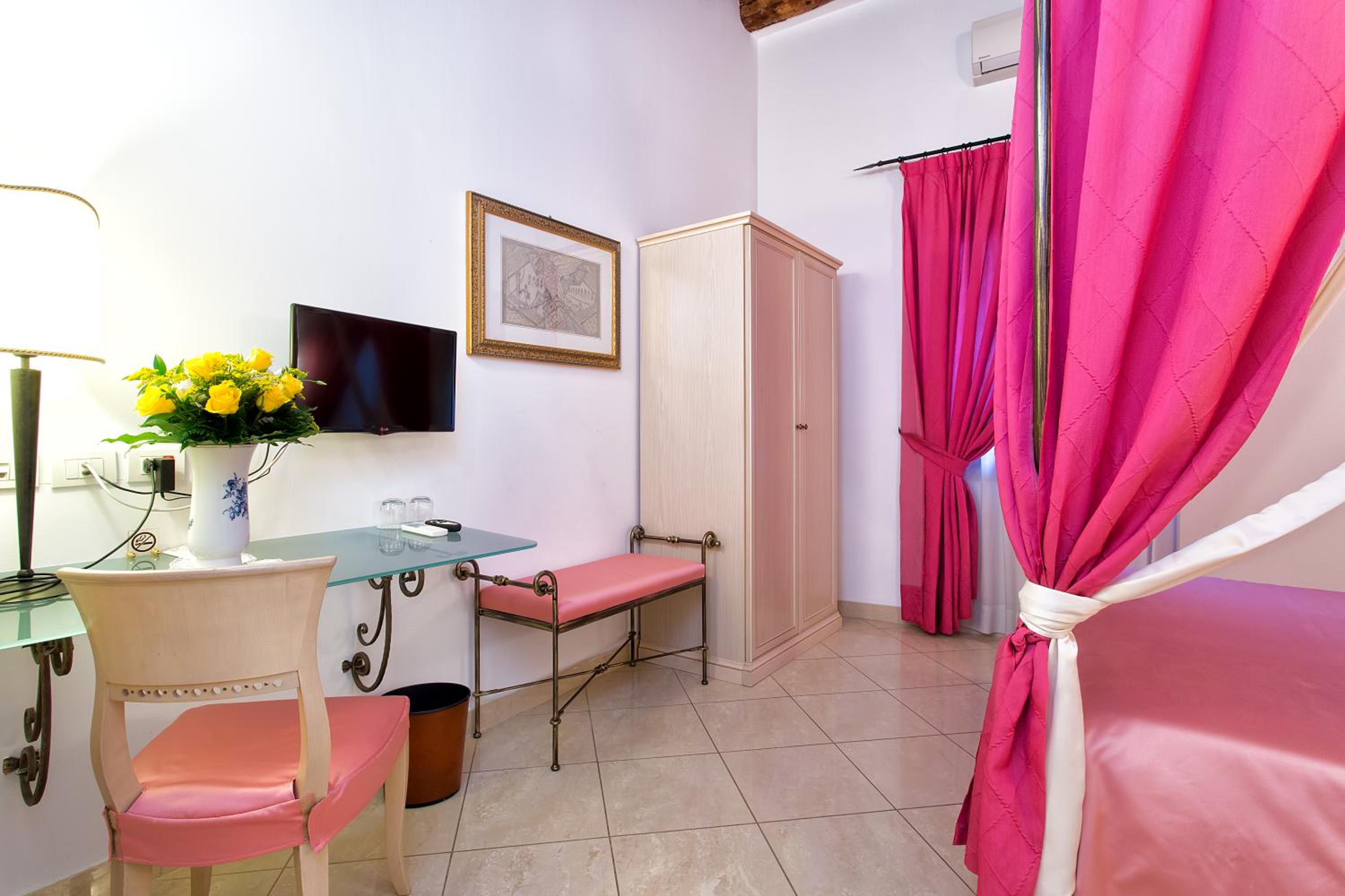 Superior Double Room photo 3