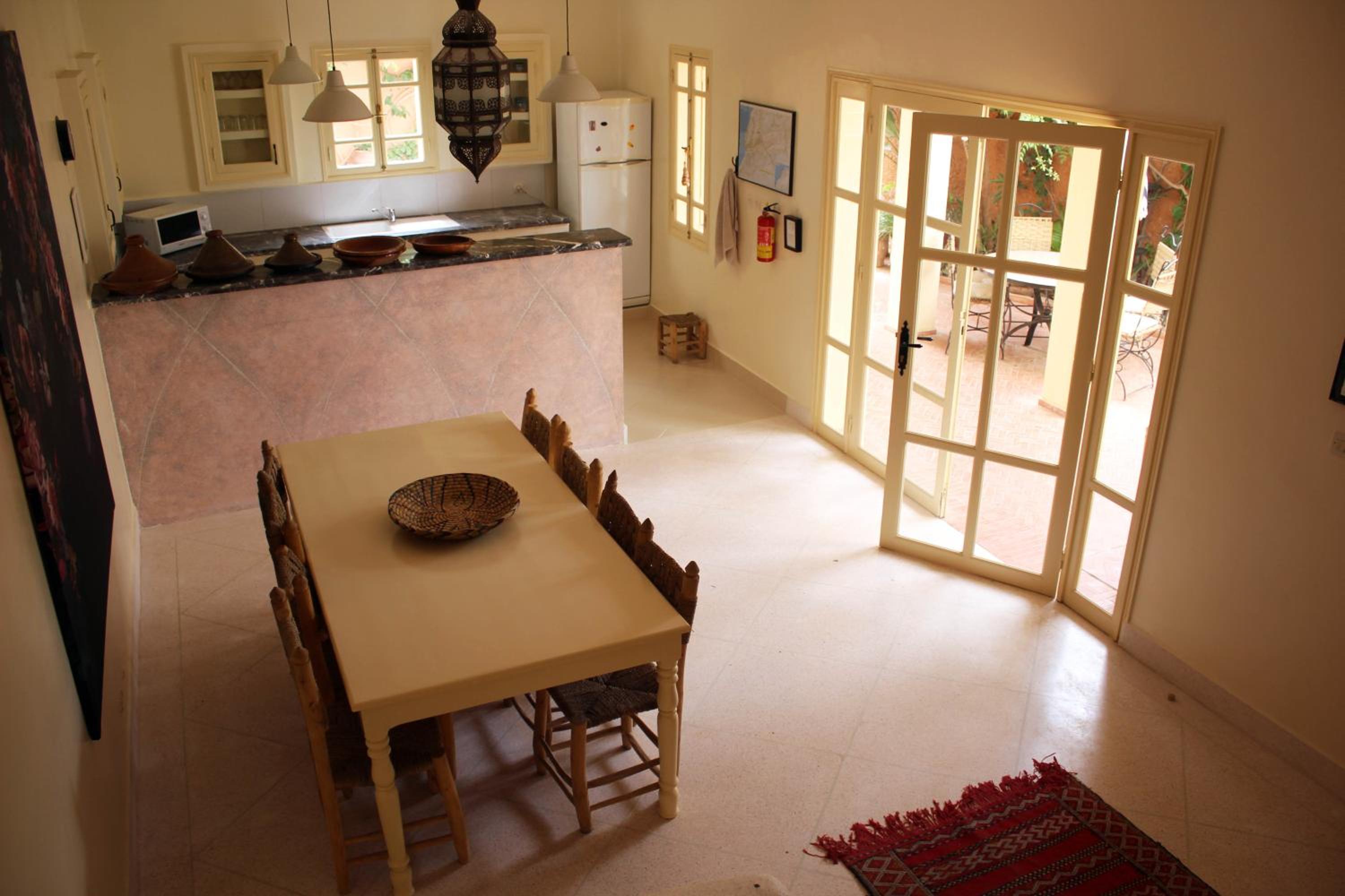 Three-Bedroom House photo 3