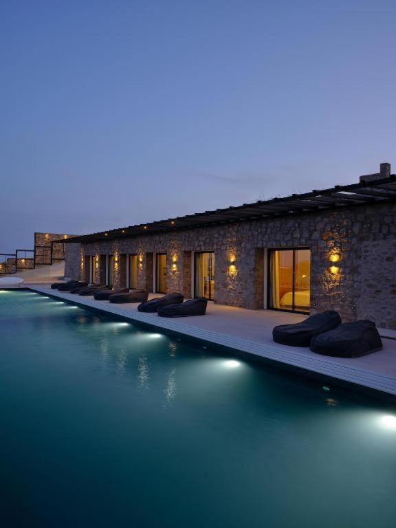 14 Bedroom Villa with Private Pool