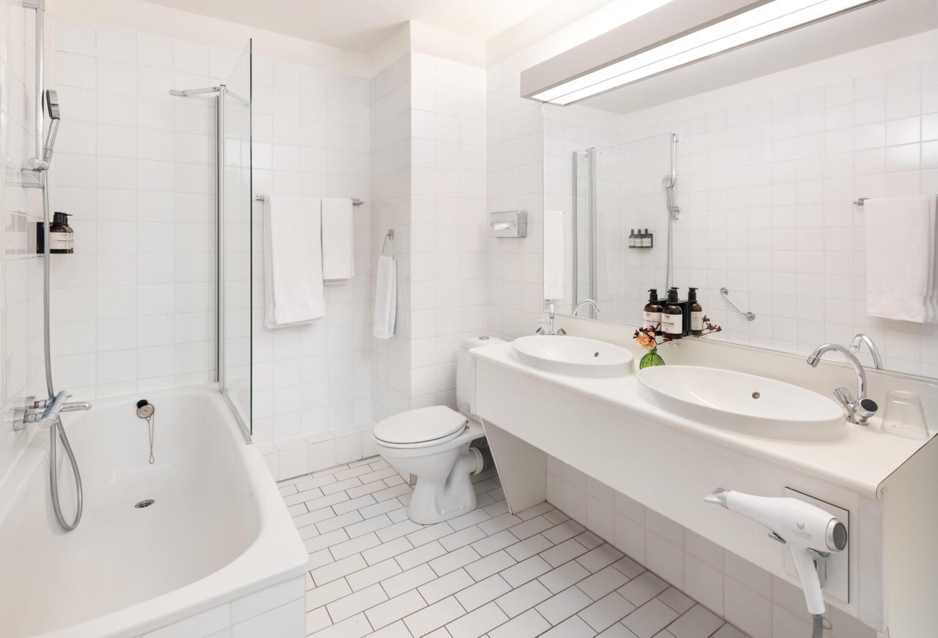 Family Suite - Photo 7