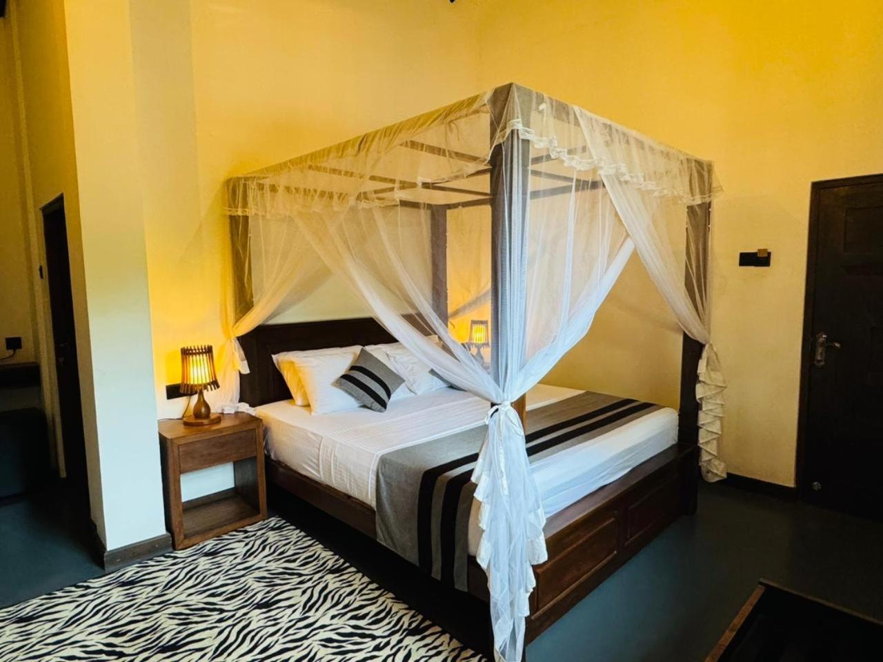 Double Room with Balcony photo 3