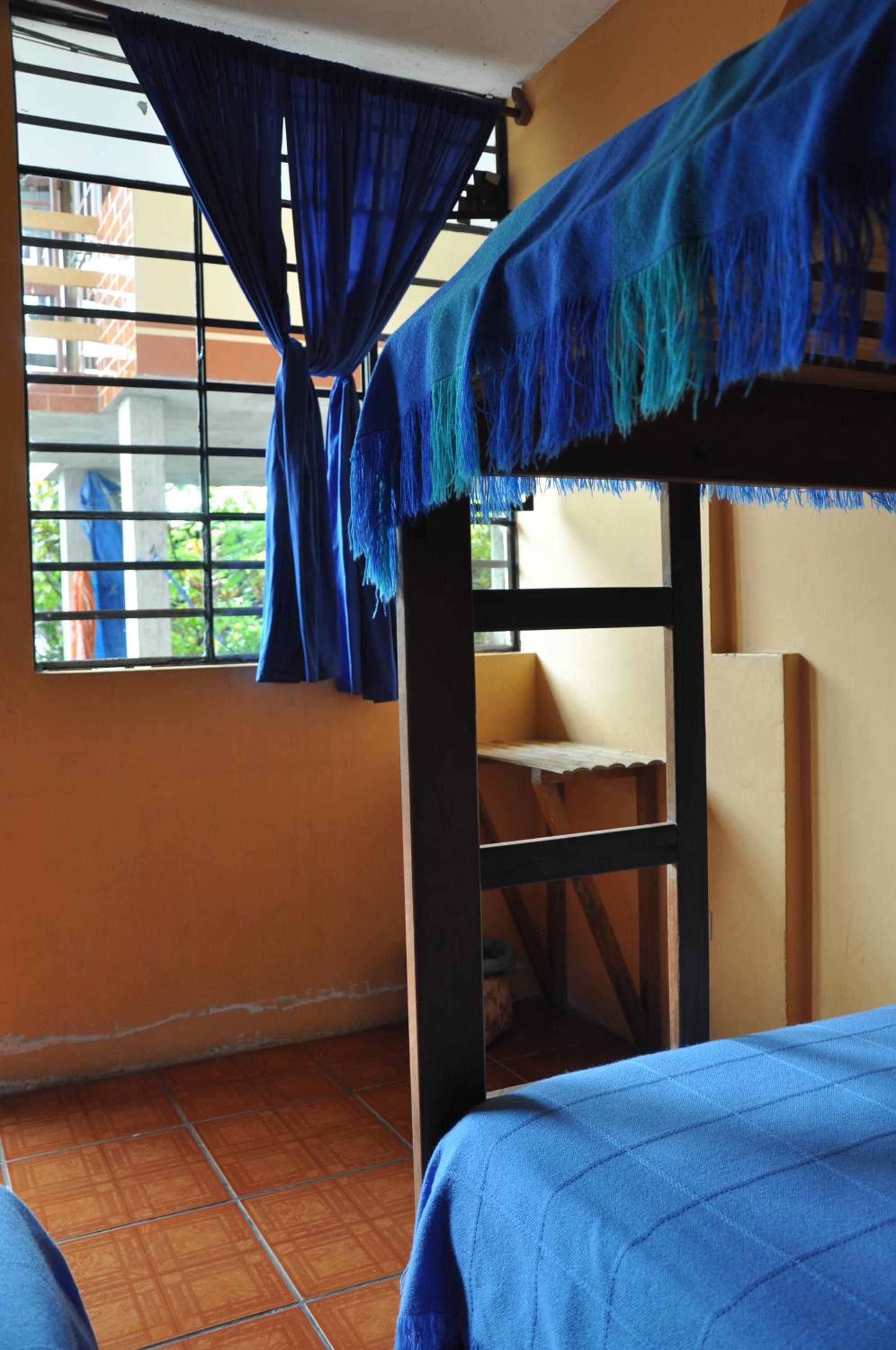 Basic Triple Room with Shared Bathroom