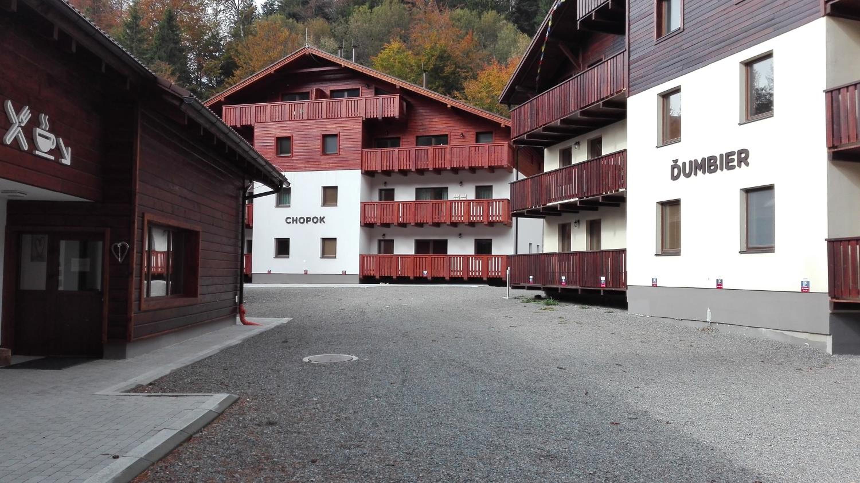 Apartment with Mountain View - Photo 16