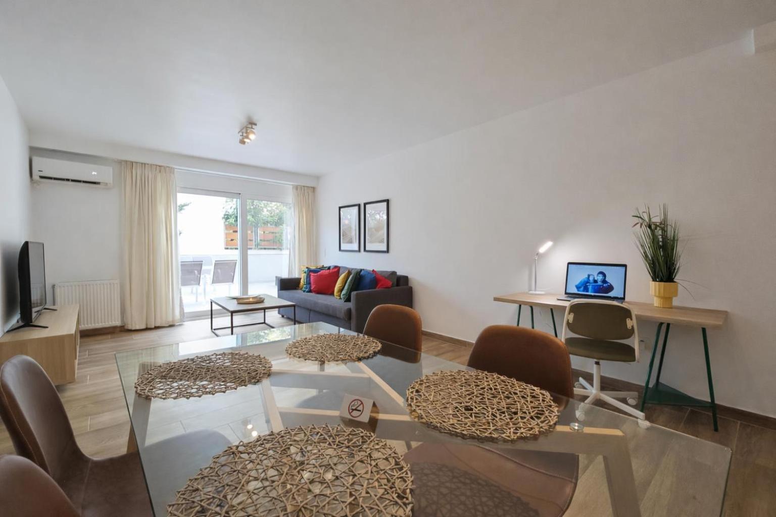Two-Bedroom Apartment with Garden View photo 1