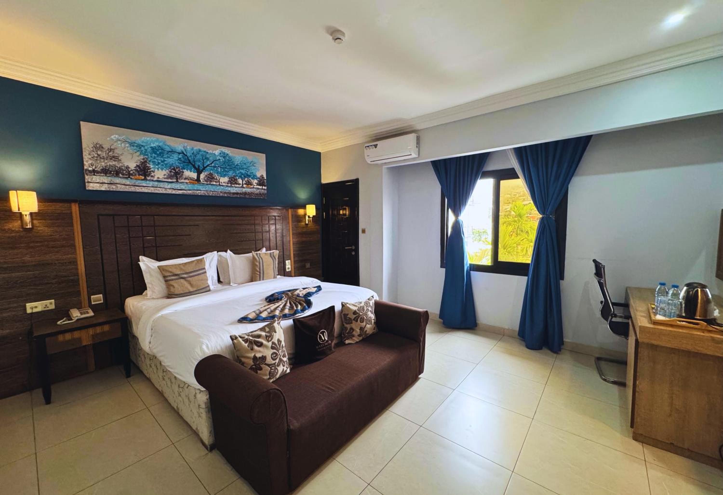 King Room with Pool View photo 3