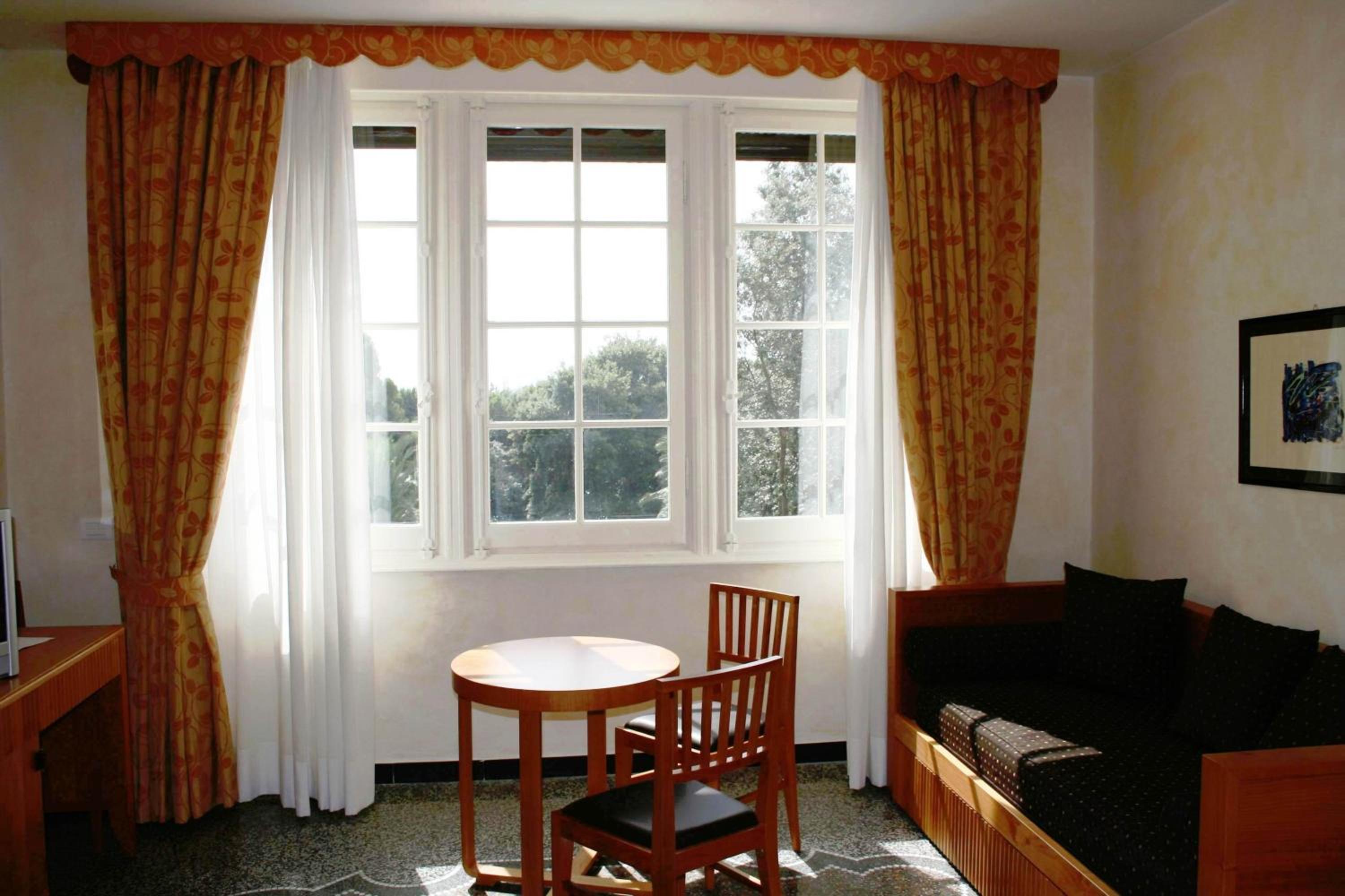 Deluxe Quadruple Room photo 2