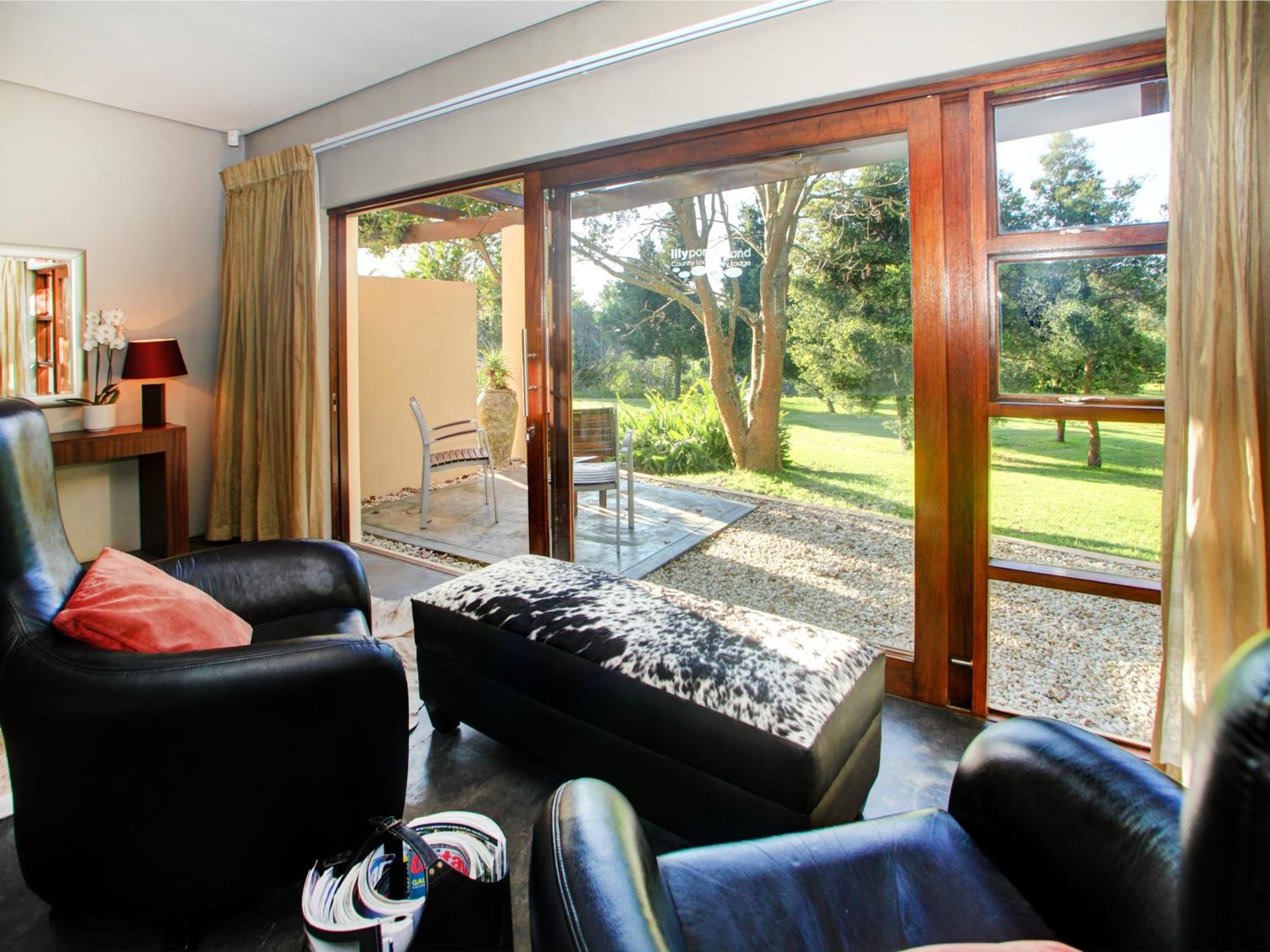 King Suite with Spa Bath photo 1