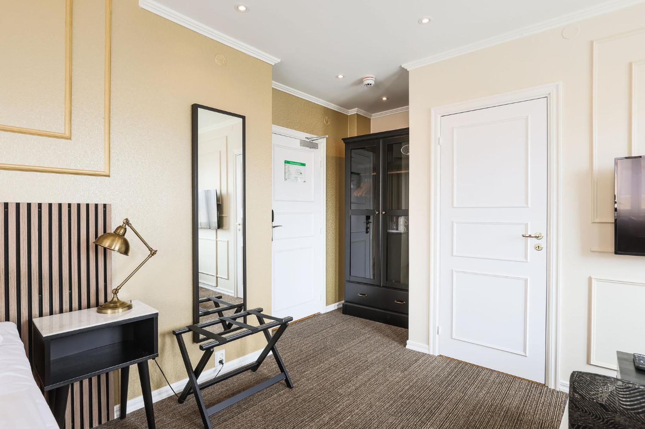 Deluxe Double Room photo 2