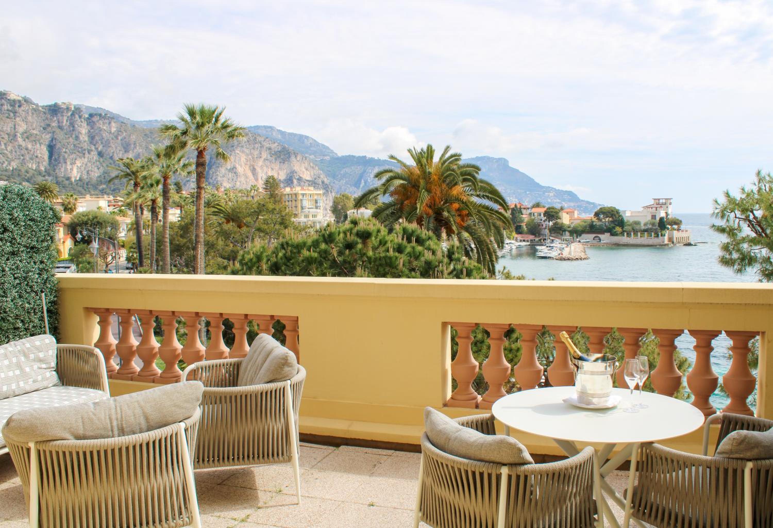Prestige bay view room with terrace