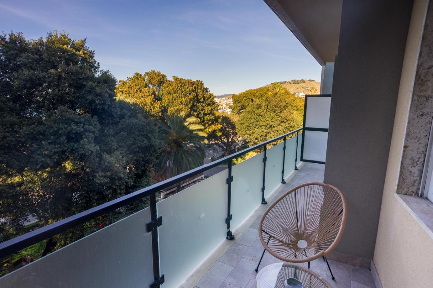 Superior Triple Room with Sea View