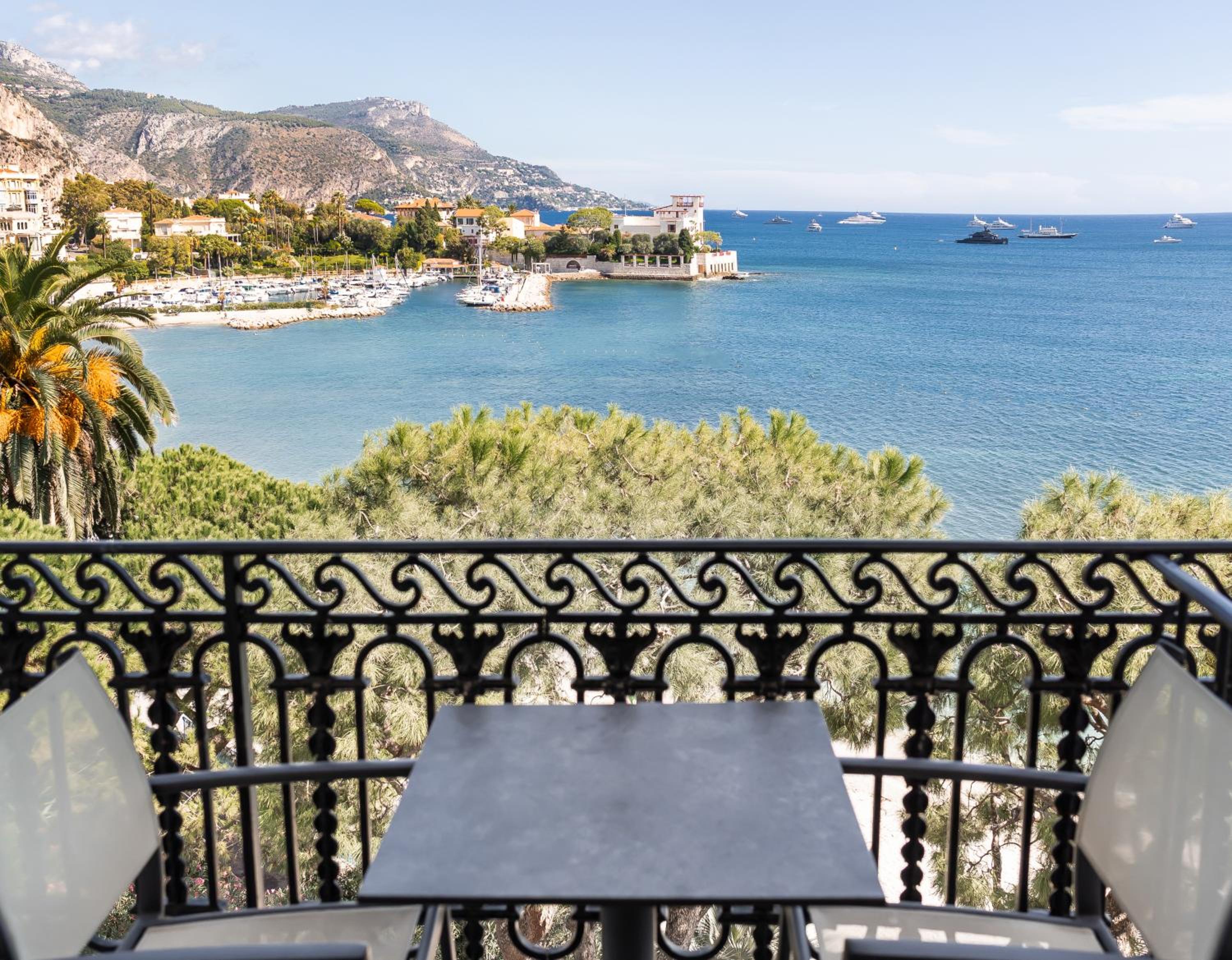 Double Room with Balcony and Sea View