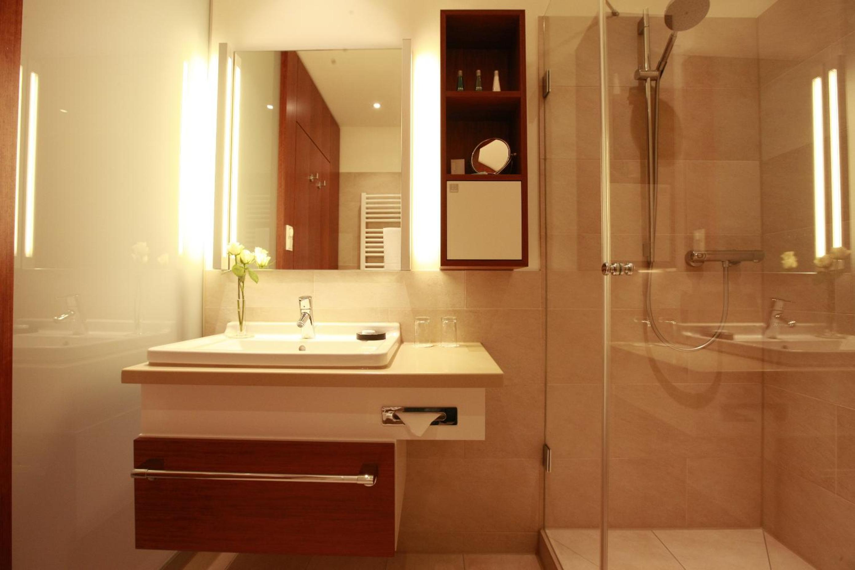 Large Double Room photo 2