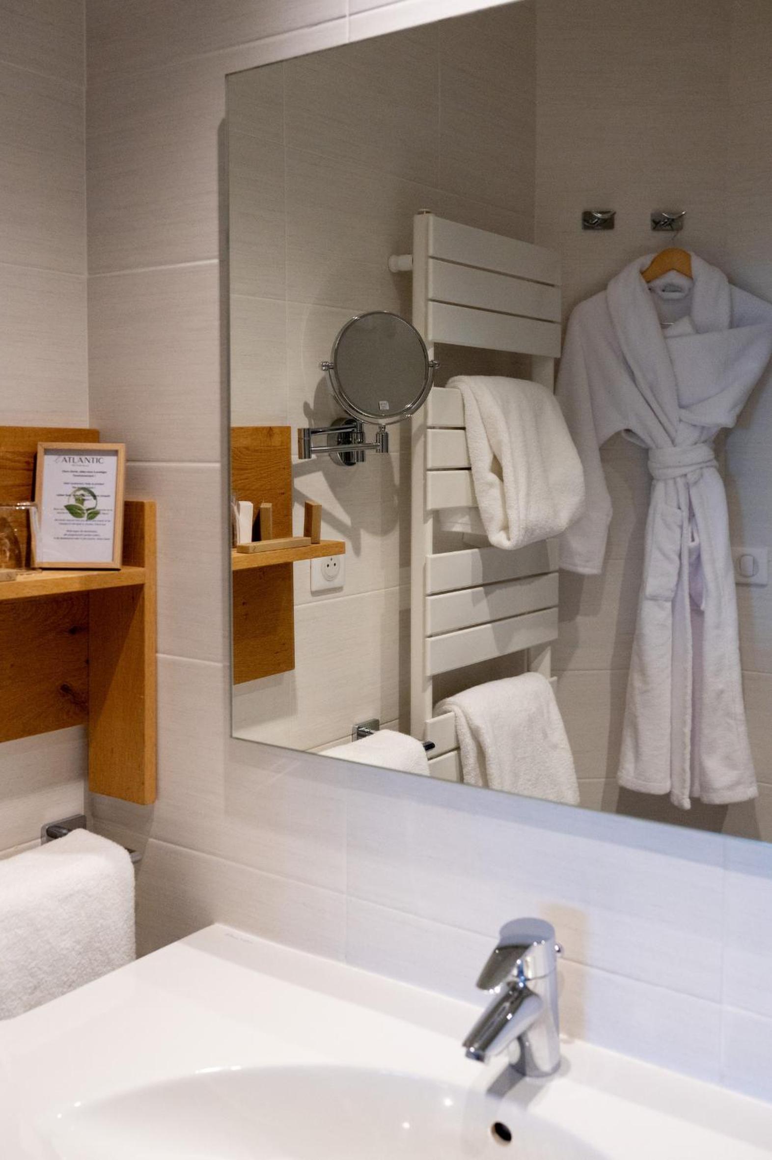 Double or Twin Room with Terrace photo 1