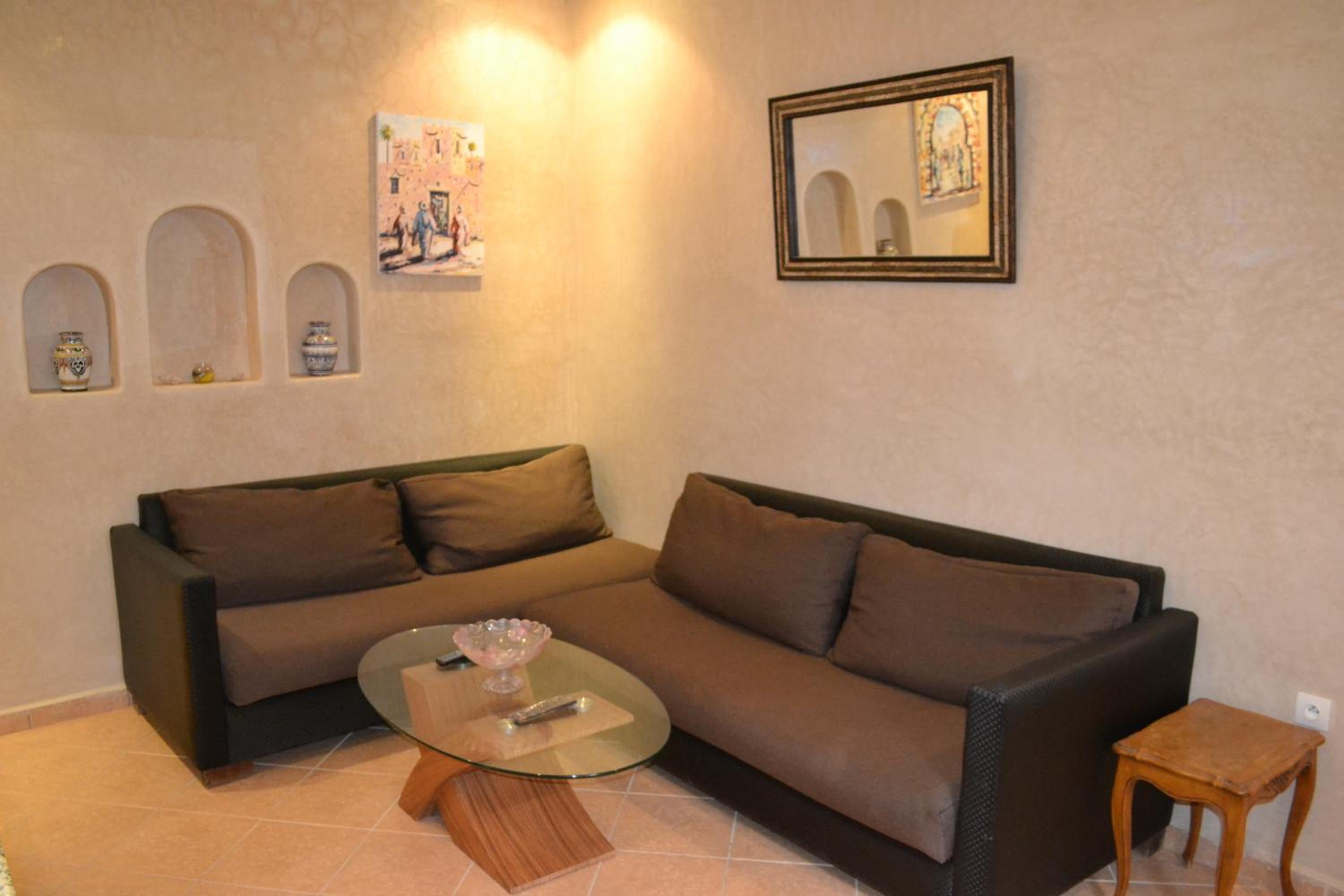 Apartment 3 photo 1