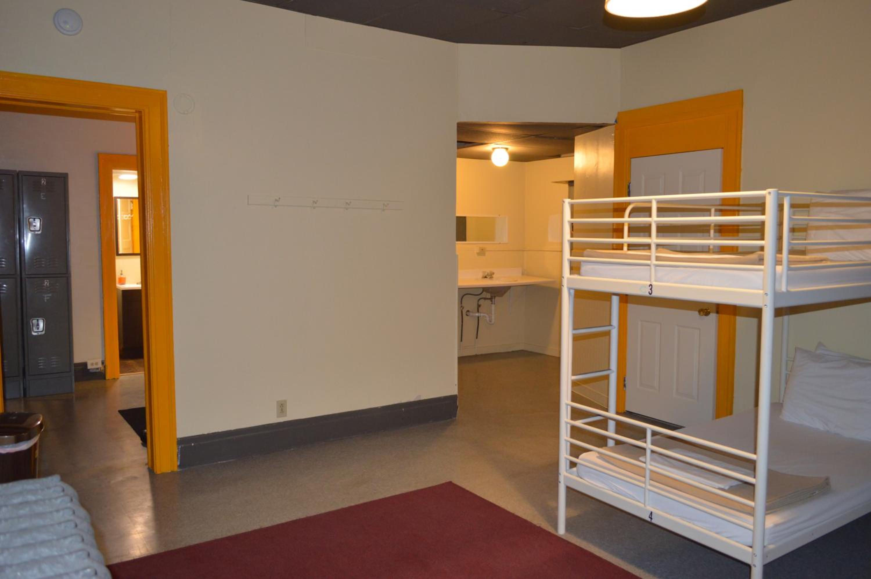 Single Bed in Mixed Dormitory Room photo 3