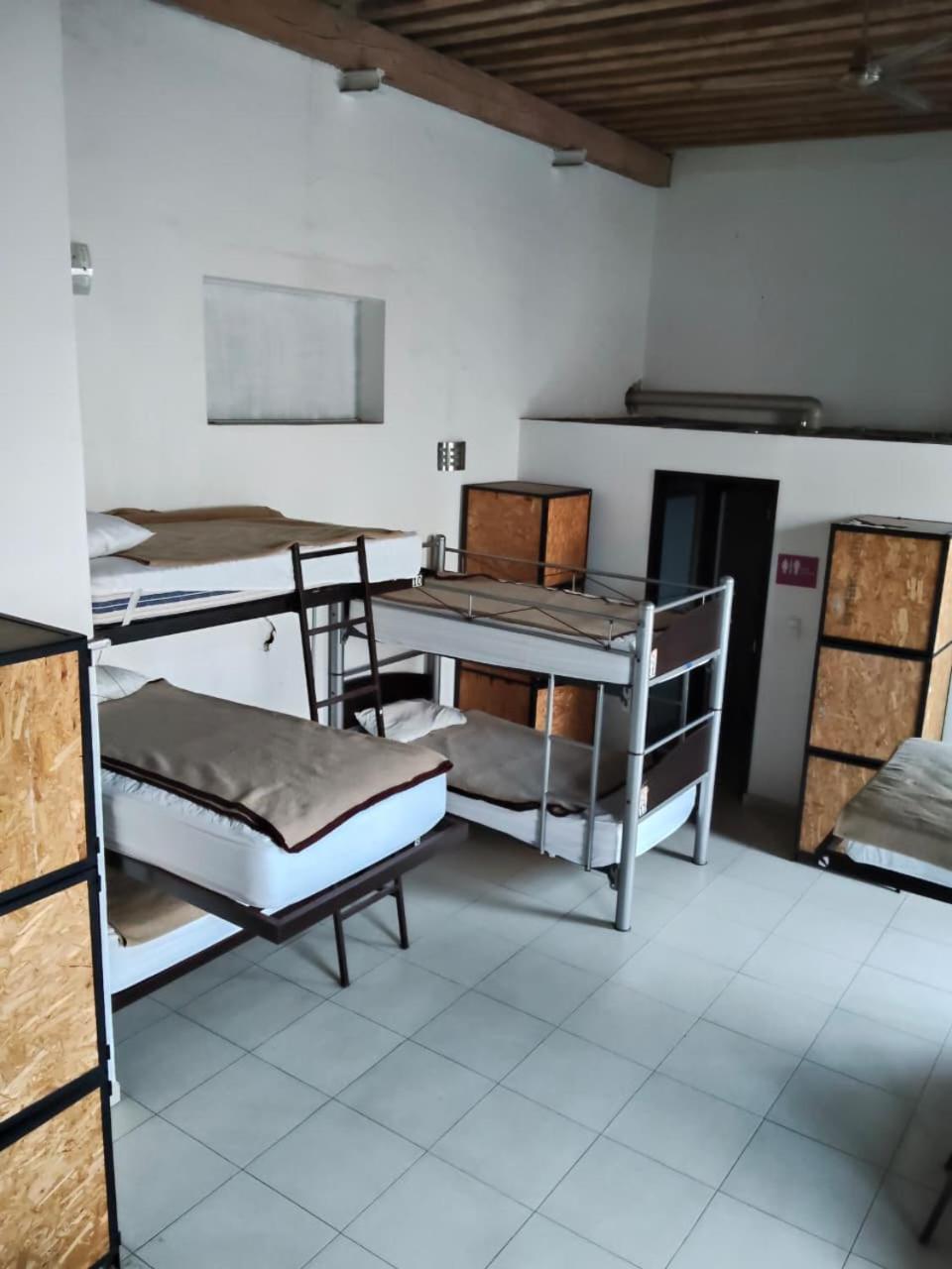 Female Dormitory Room photo 3