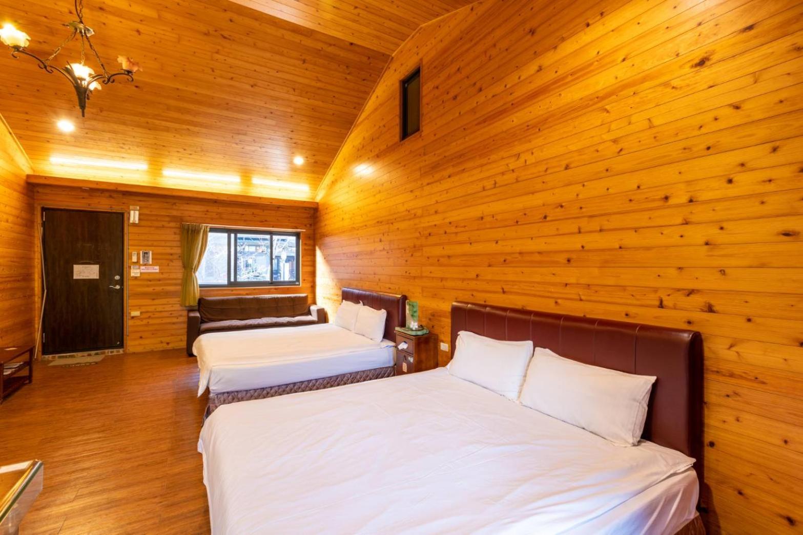 Quadruple Room with Balcony photo 2