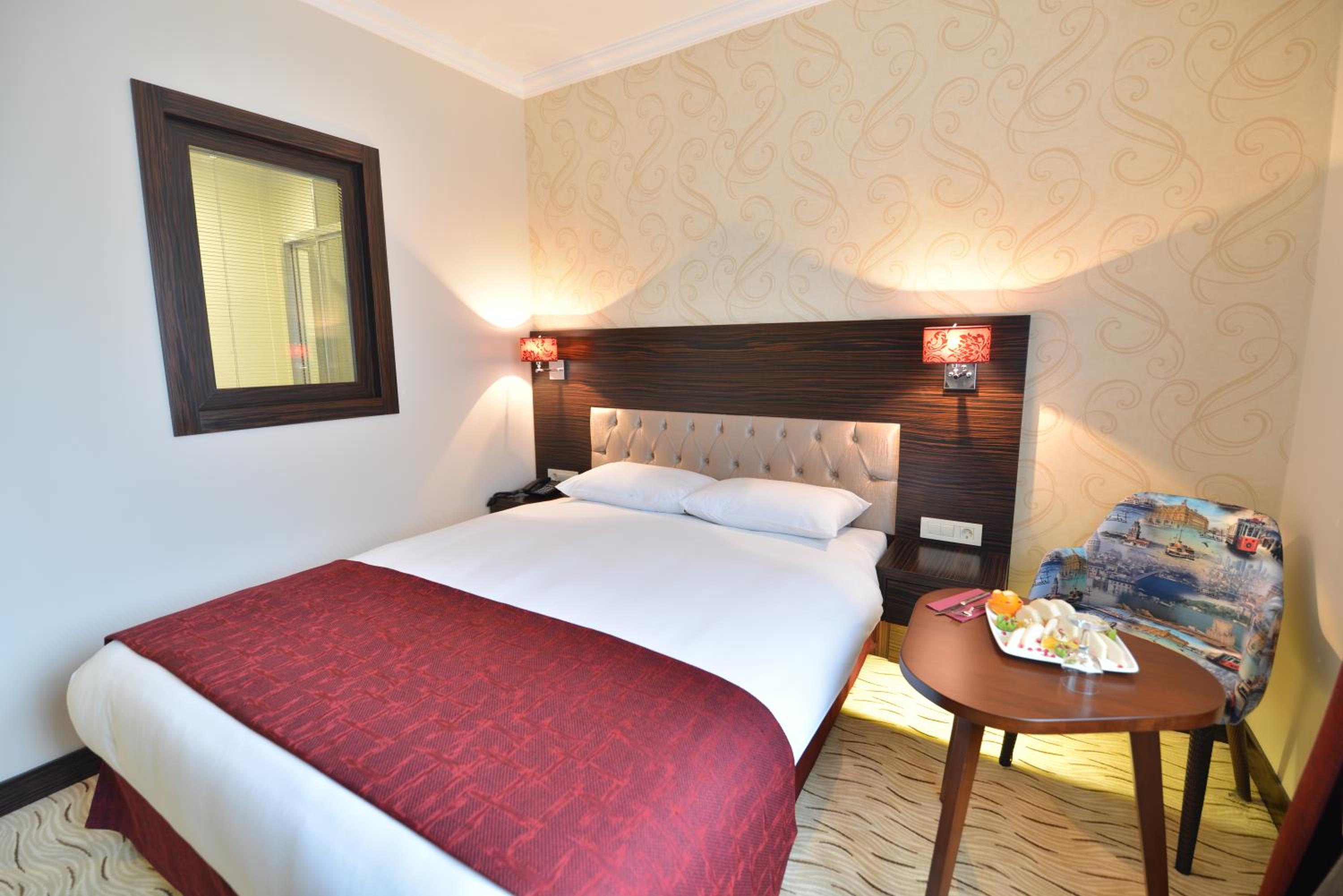 Standard Double Room photo 3