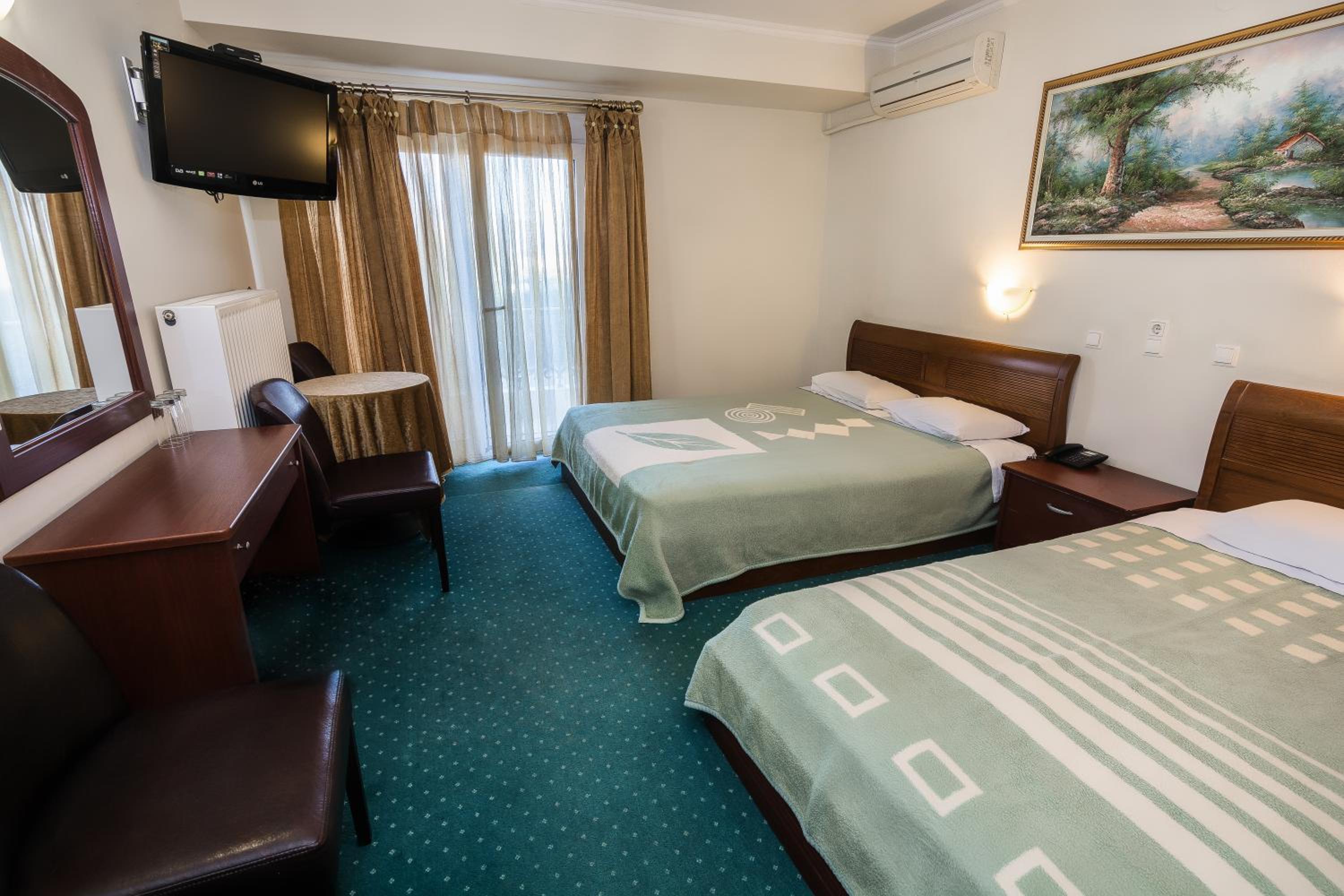 Classic Double or Twin Room - Photo 1