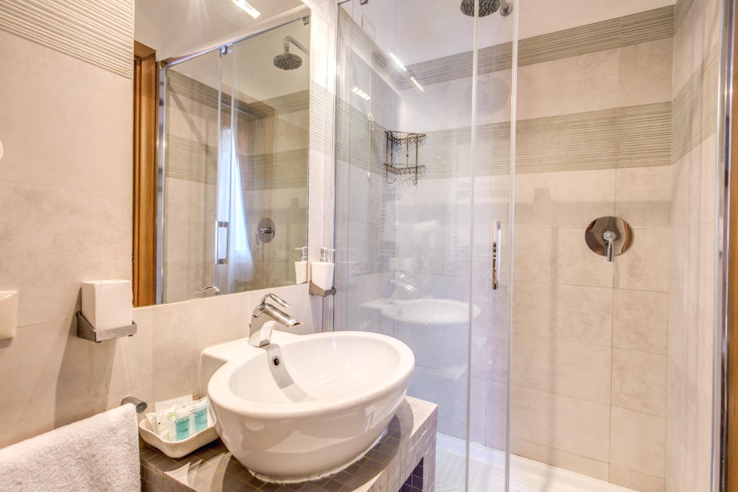 Double Or Twin Room photo 2