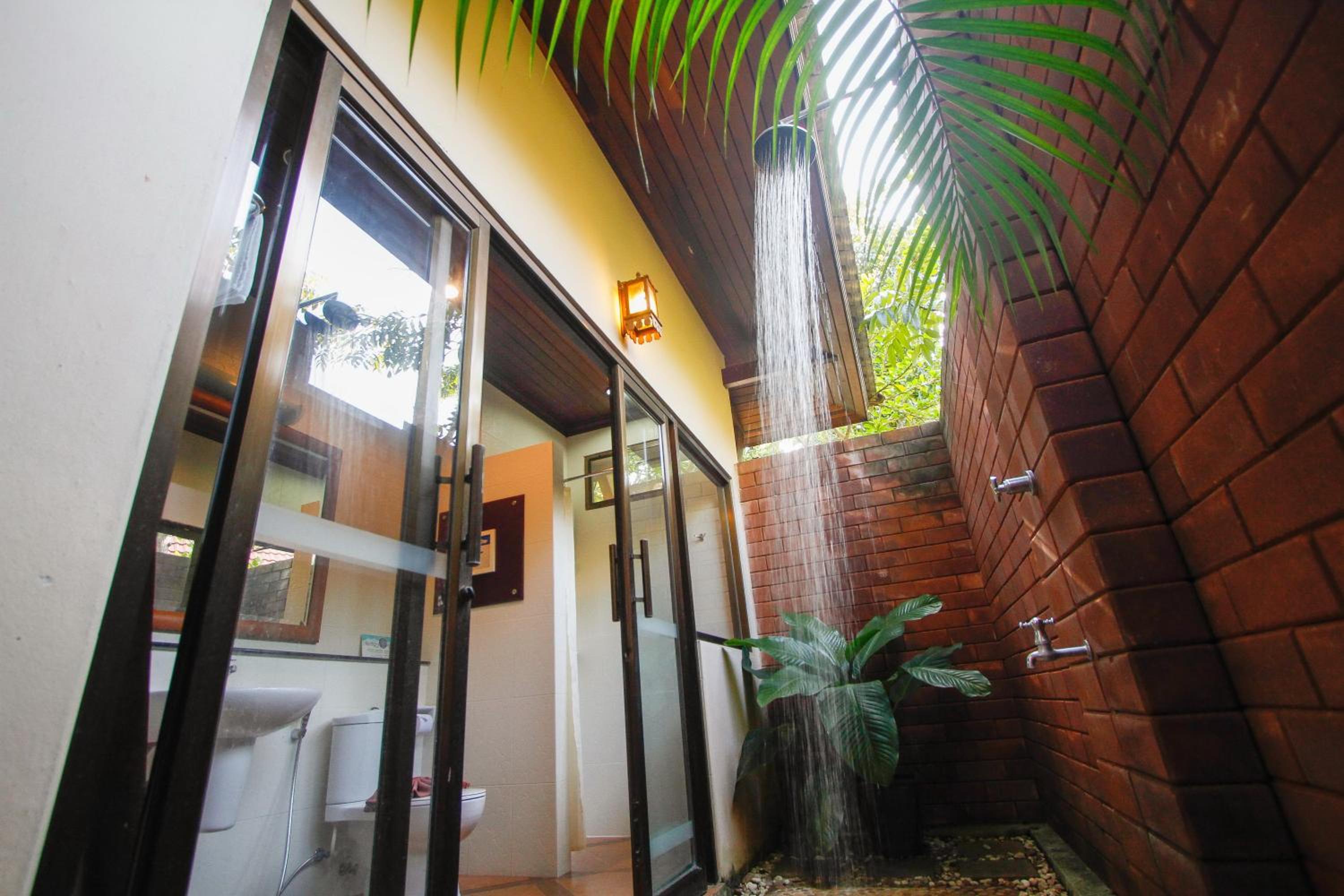 Deluxe Villa with Garden Views photo 2