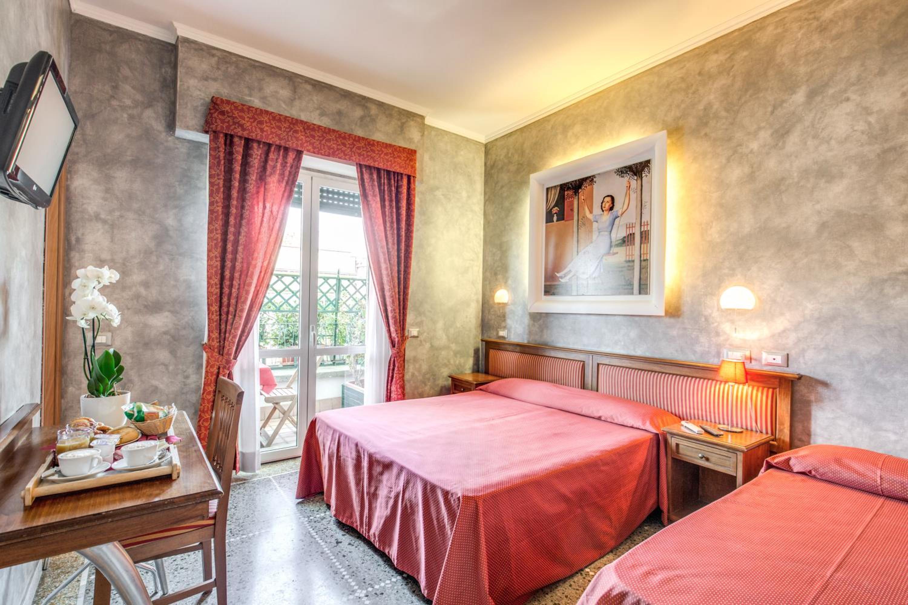 Triple Room With Balcony photo 2