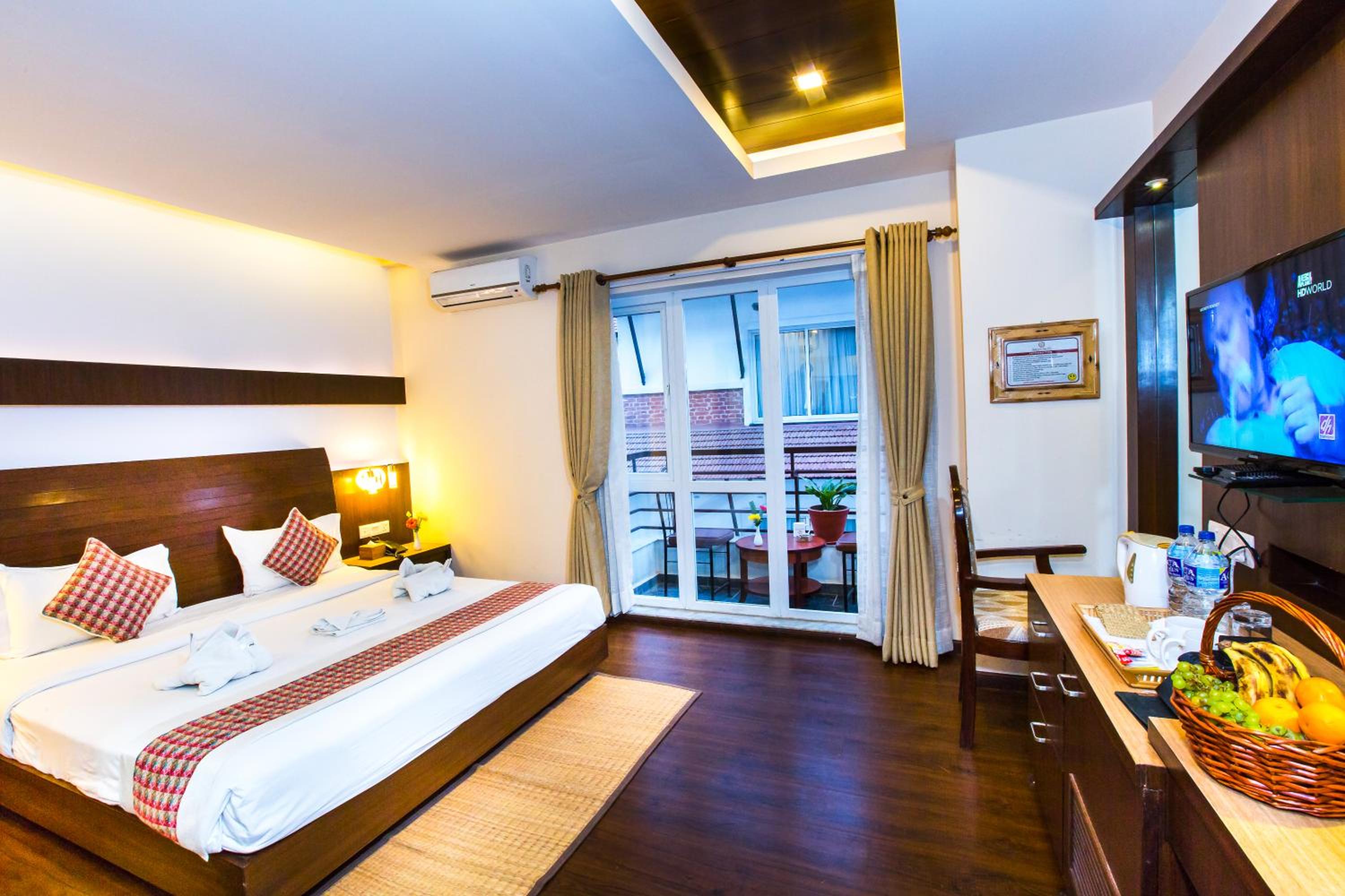 Deluxe Suite