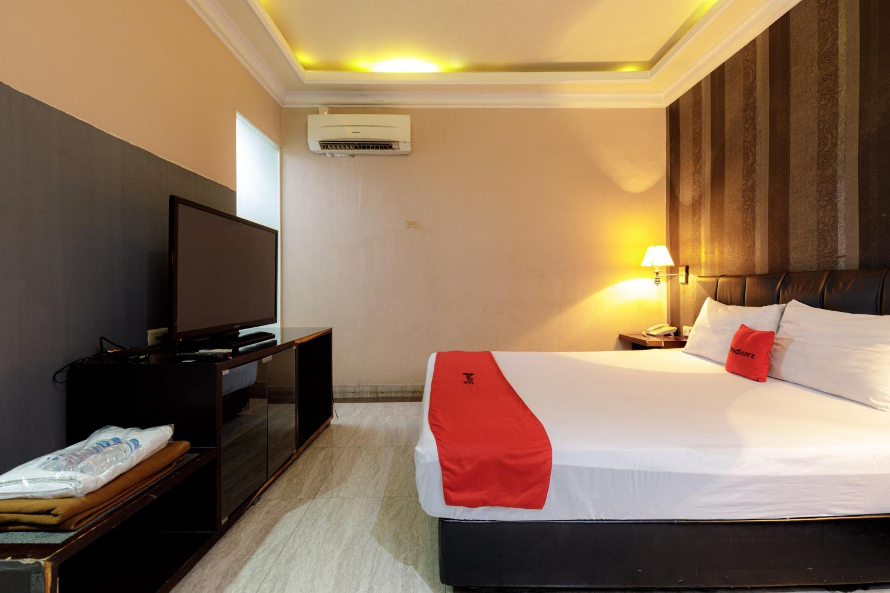 Double Room - Photo 8